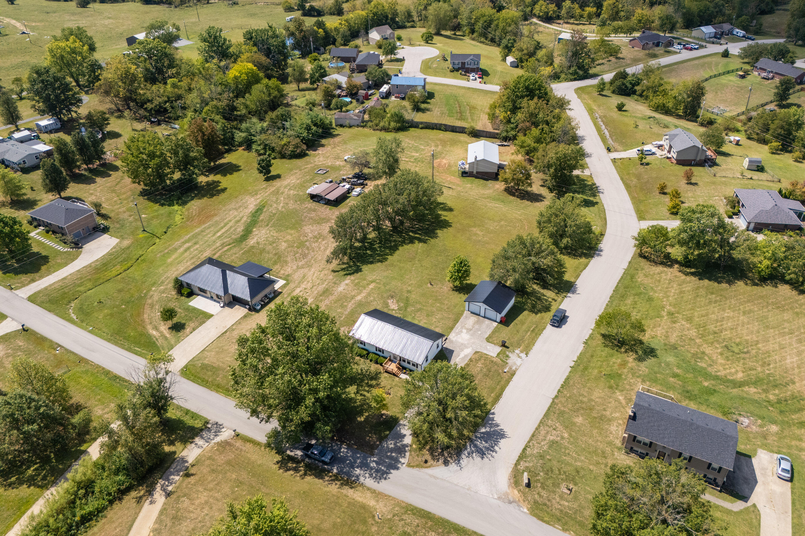 Richmond, Kentucky 40475, United States, 3 Bedrooms Bedrooms, ,2 BathroomsBathrooms,Residential,Active,206542