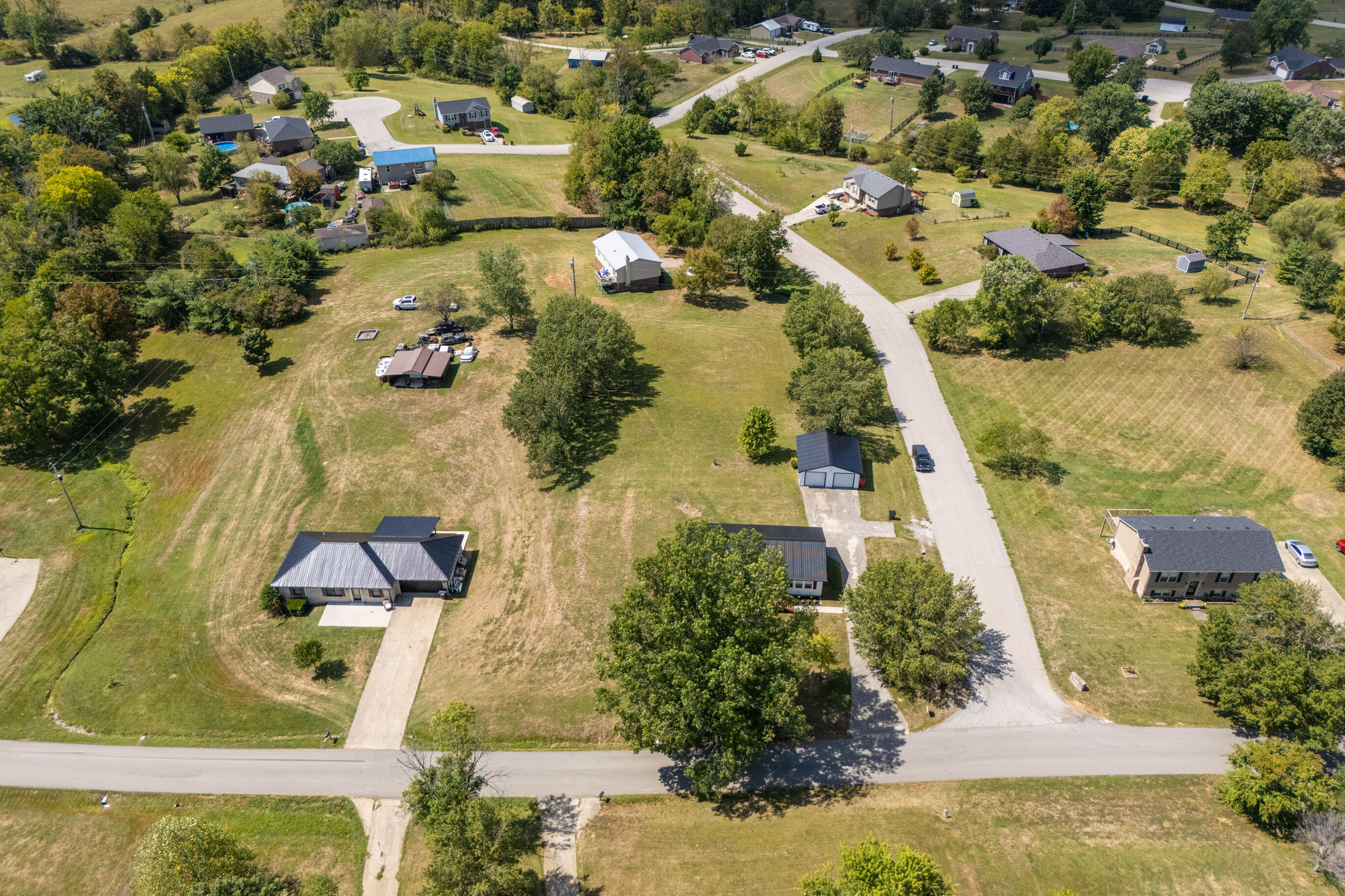 Richmond, Kentucky 40475, United States, 3 Bedrooms Bedrooms, ,2 BathroomsBathrooms,Residential,Active,206542