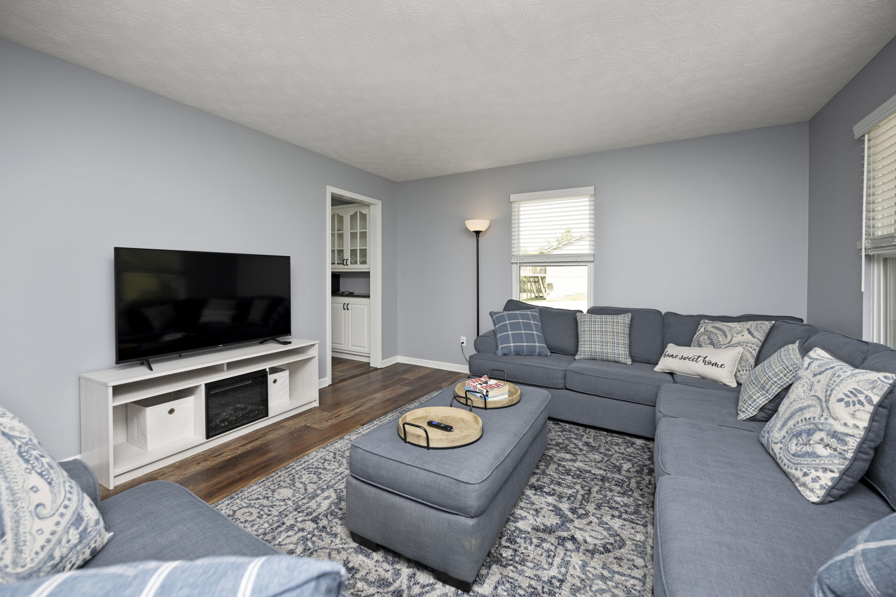 Richmond, Kentucky 40475, United States, 3 Bedrooms Bedrooms, ,2 BathroomsBathrooms,Residential,Active,206542