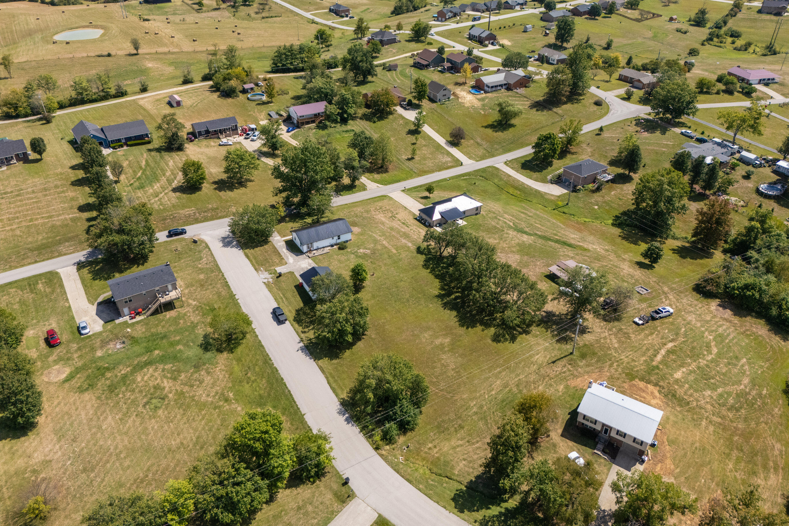 Richmond, Kentucky 40475, United States, 3 Bedrooms Bedrooms, ,2 BathroomsBathrooms,Residential,Active,206542