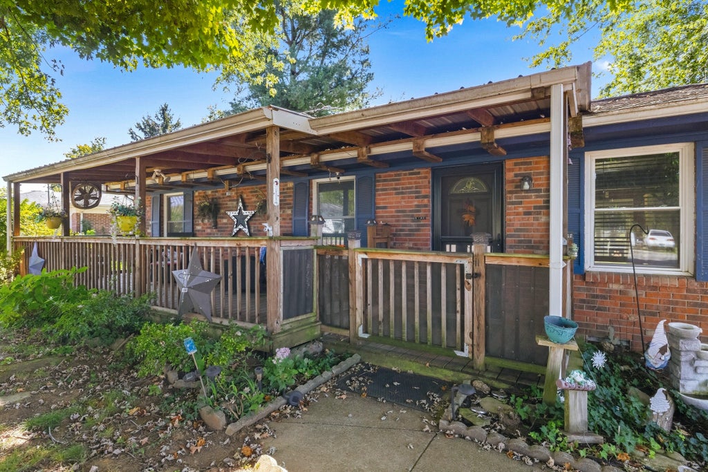 Photo of 184 Airport Road, Danville, KY 40422 (MLS # 26025720)