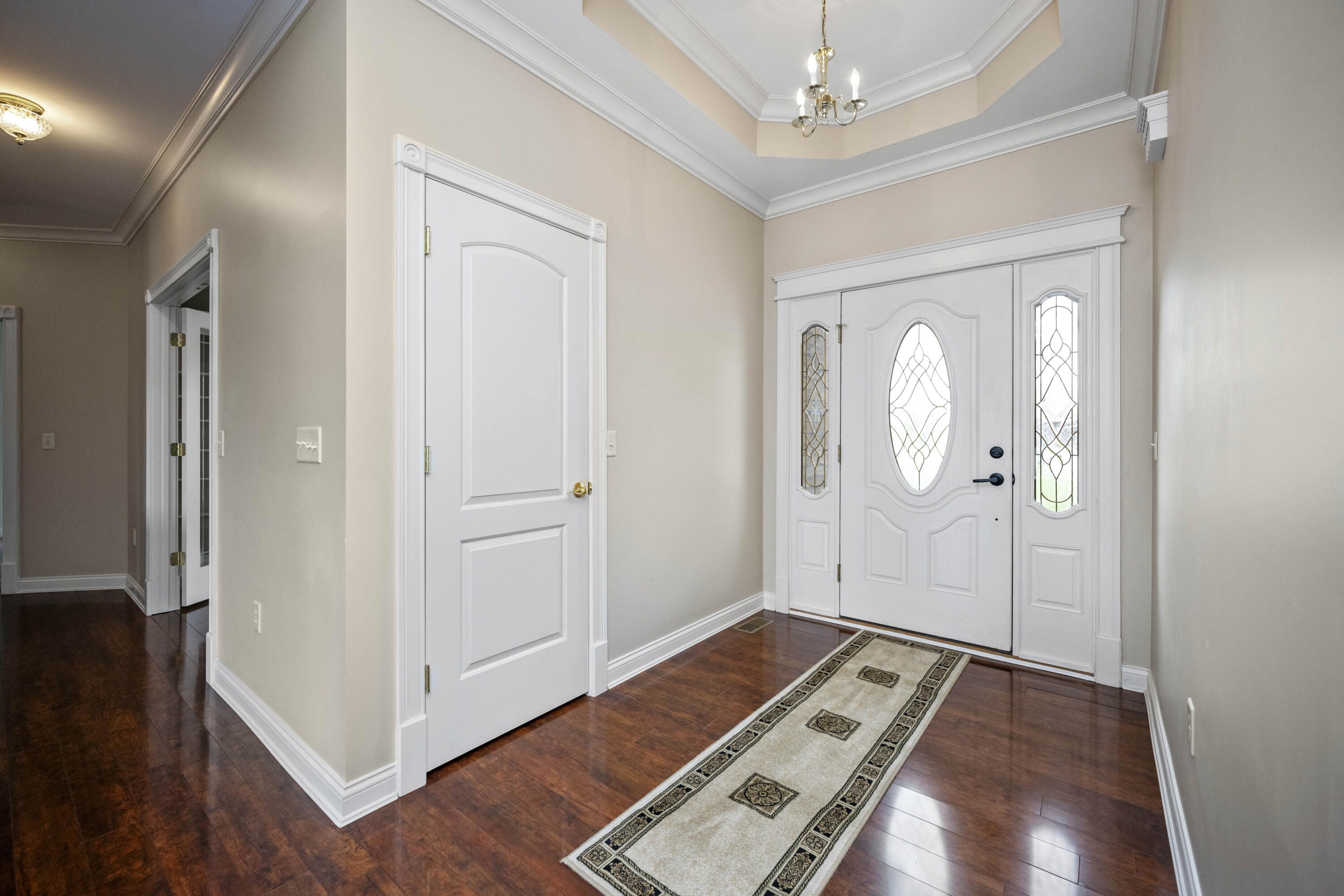 Richmond, Kentucky 40475, United States, 5 Bedrooms Bedrooms, ,3 BathroomsBathrooms,Residential,Pending,38701