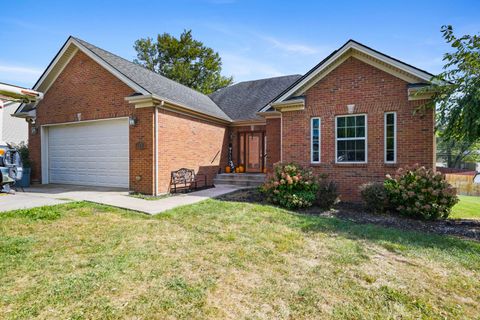 Photo of 408 Corinne Court, Winchester, KY 40391 (MLS # 25501469)