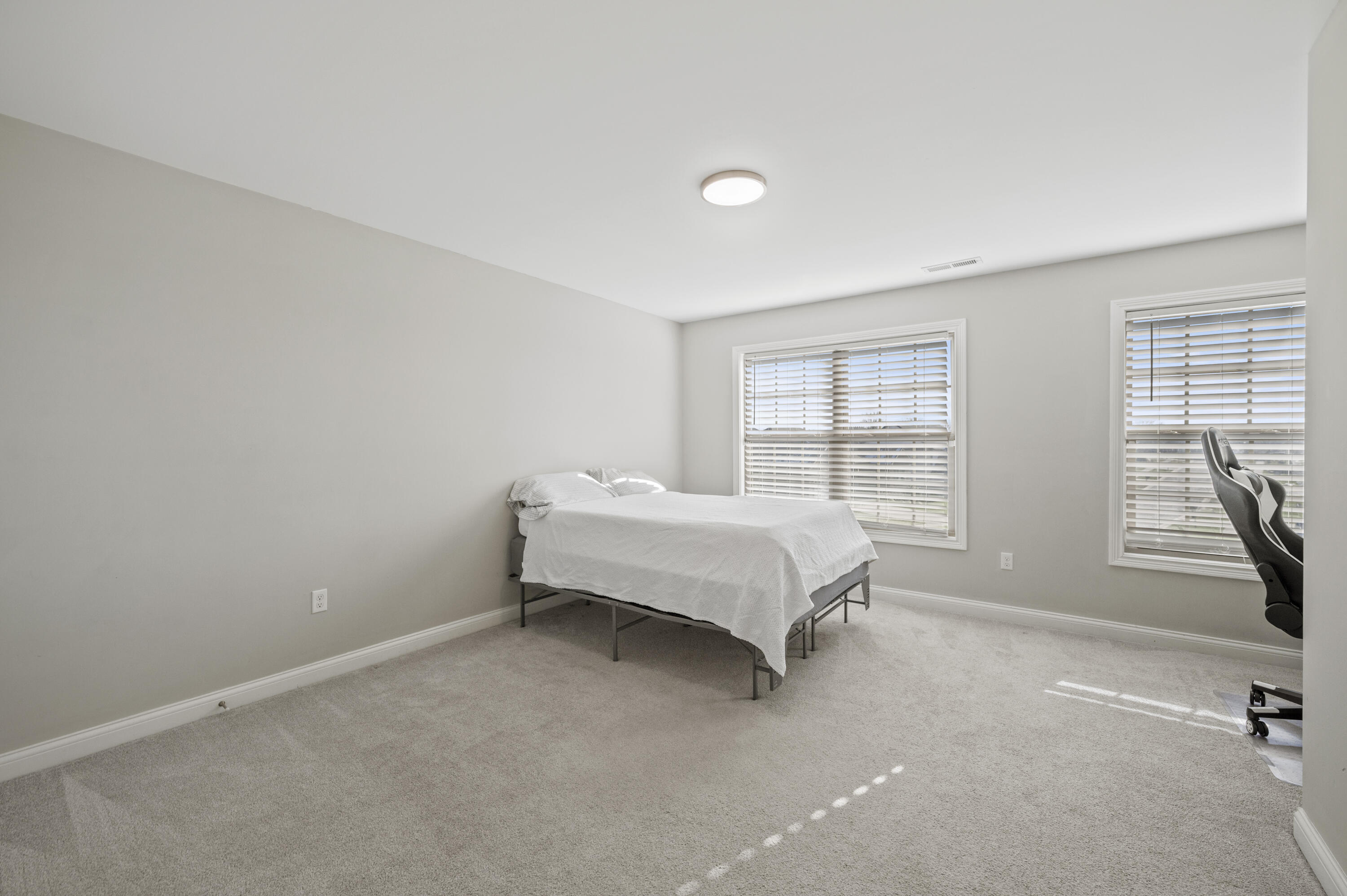 Richmond, Kentucky 40475, United States, 4 Bedrooms Bedrooms, ,3 BathroomsBathrooms,Residential,Active,254436