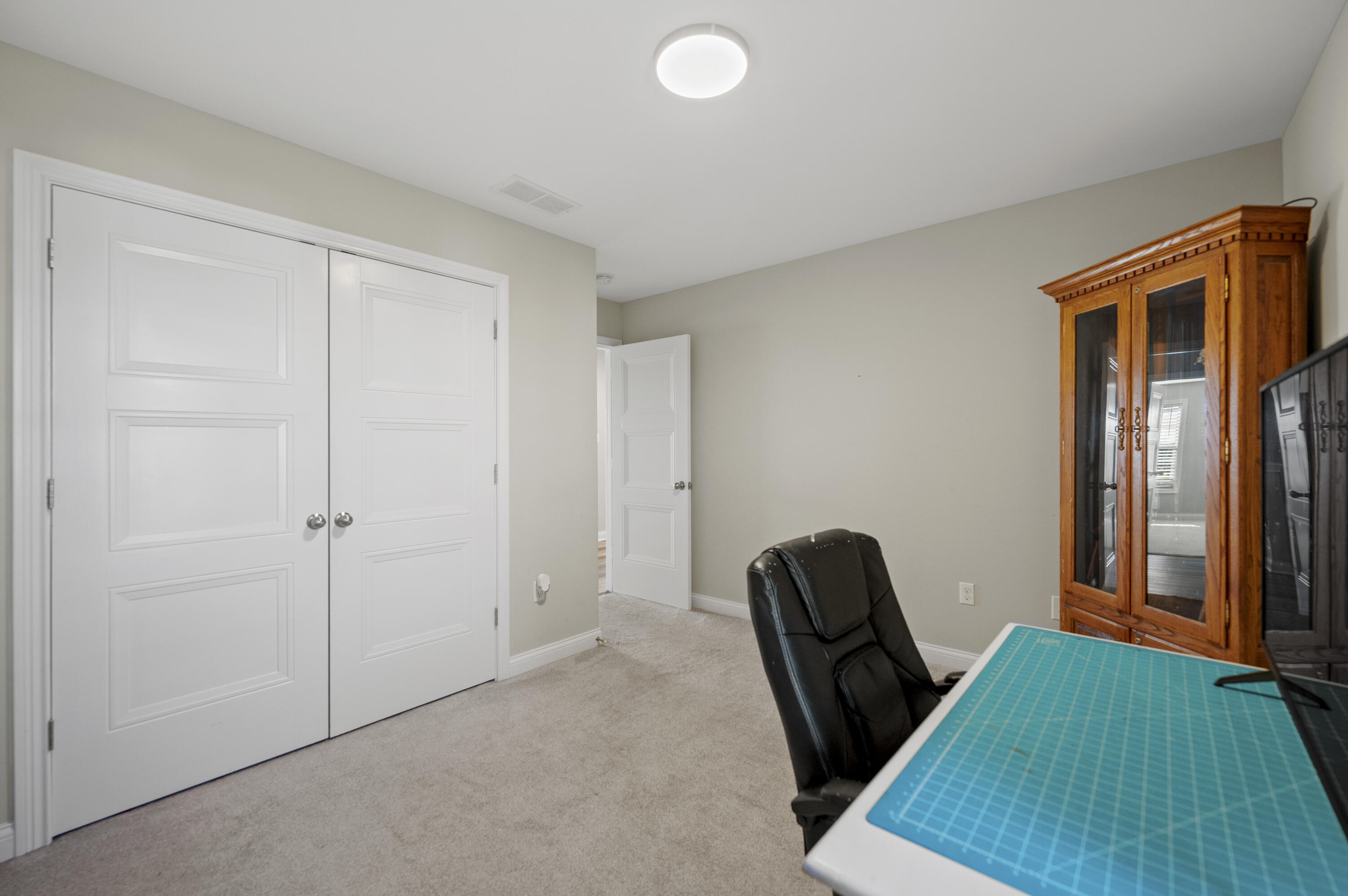 Richmond, Kentucky 40475, United States, 4 Bedrooms Bedrooms, ,3 BathroomsBathrooms,Residential,Active,254436