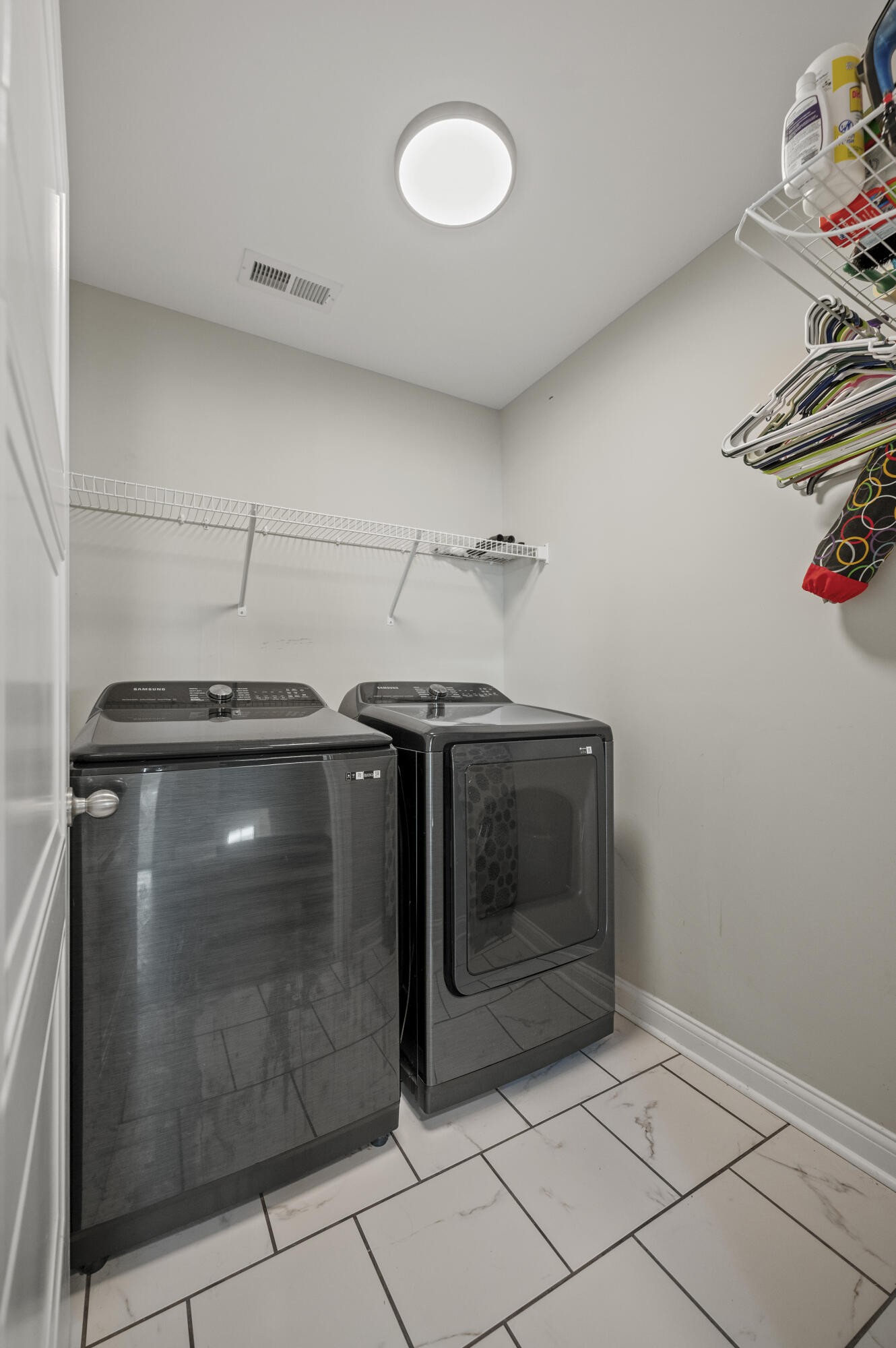 Richmond, Kentucky 40475, United States, 4 Bedrooms Bedrooms, ,3 BathroomsBathrooms,Residential,Active,254436