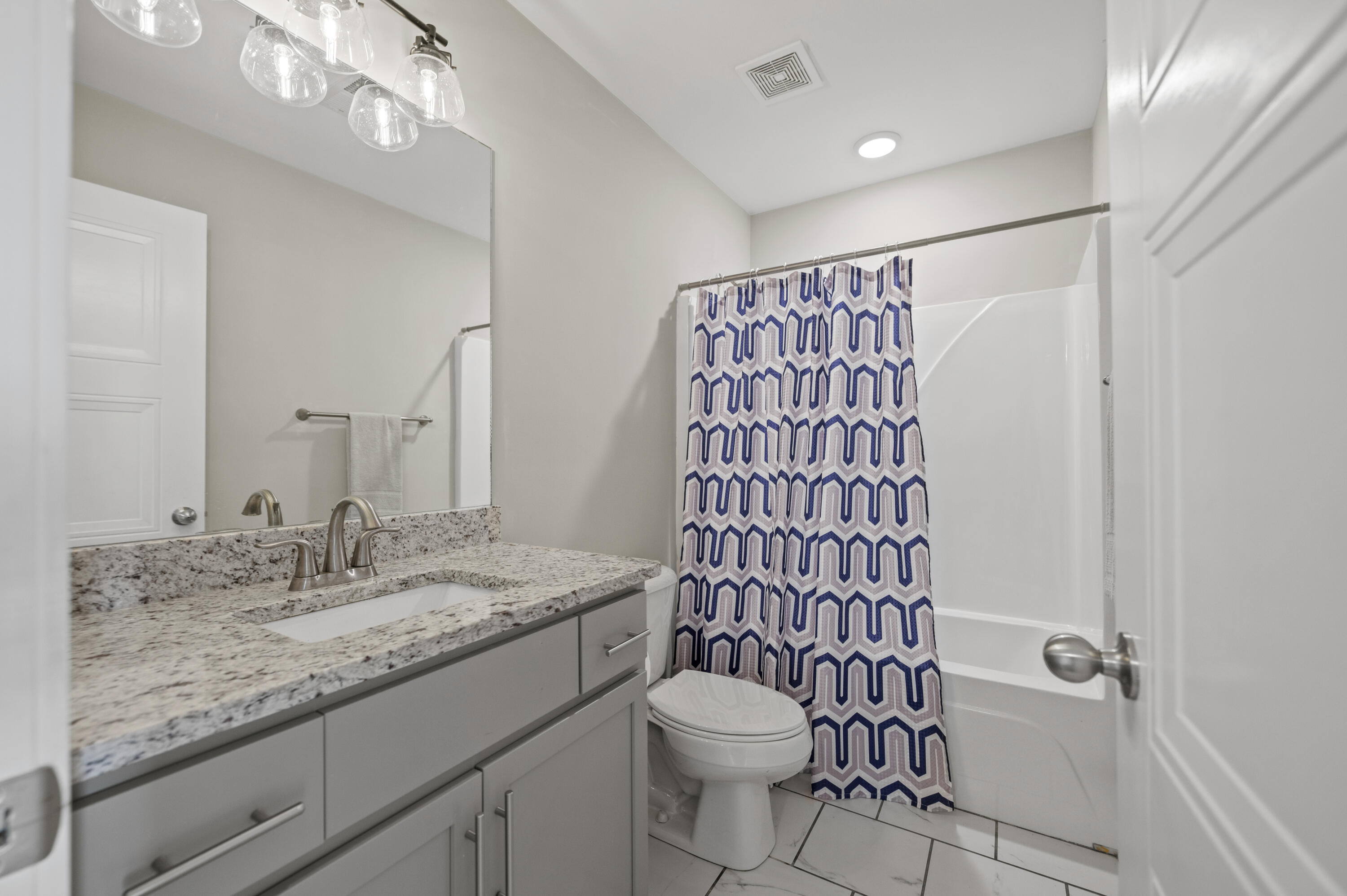 Richmond, Kentucky 40475, United States, 4 Bedrooms Bedrooms, ,3 BathroomsBathrooms,Residential,Active,254436