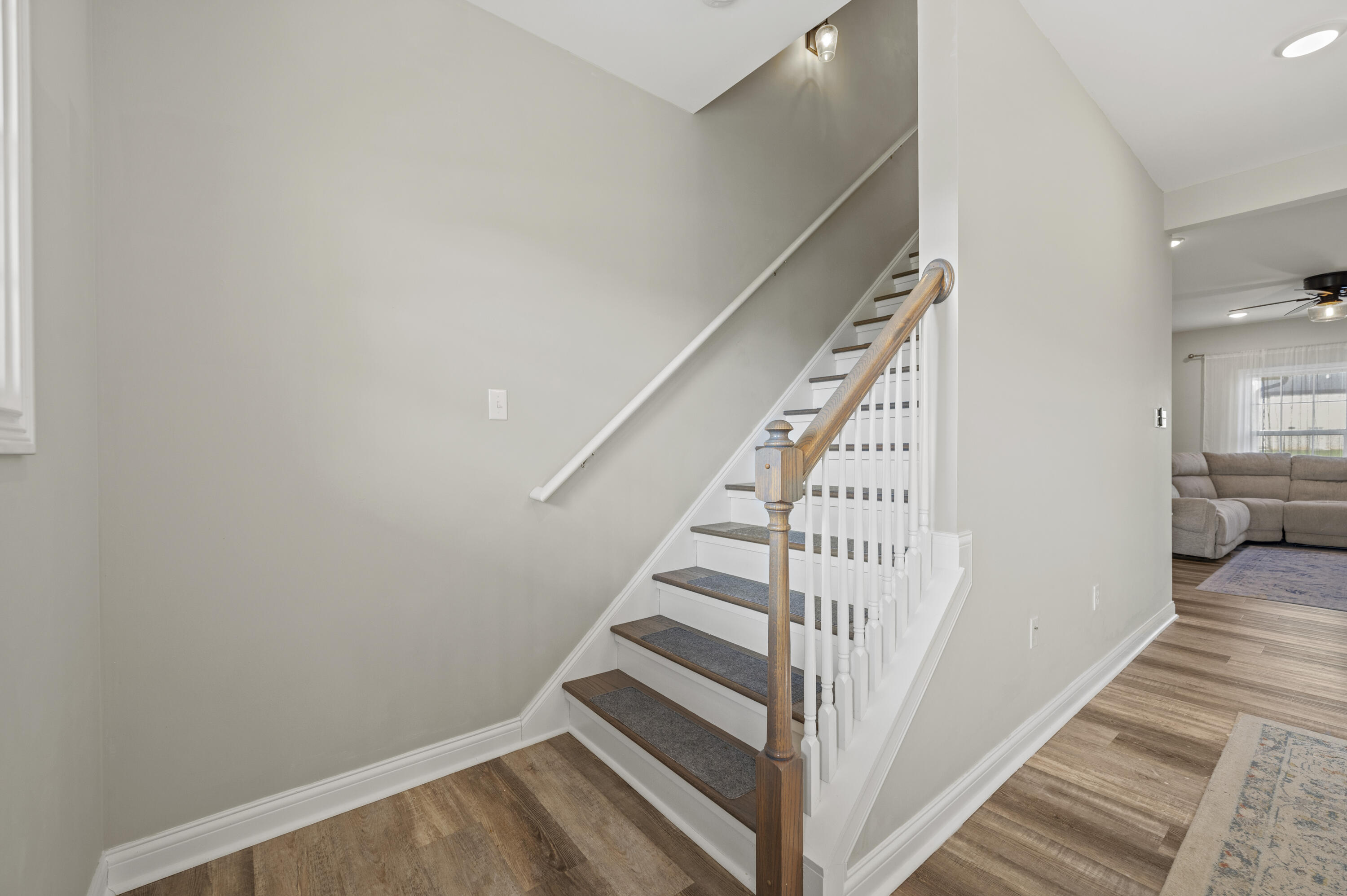 Richmond, Kentucky 40475, United States, 4 Bedrooms Bedrooms, ,3 BathroomsBathrooms,Residential,Active,254436