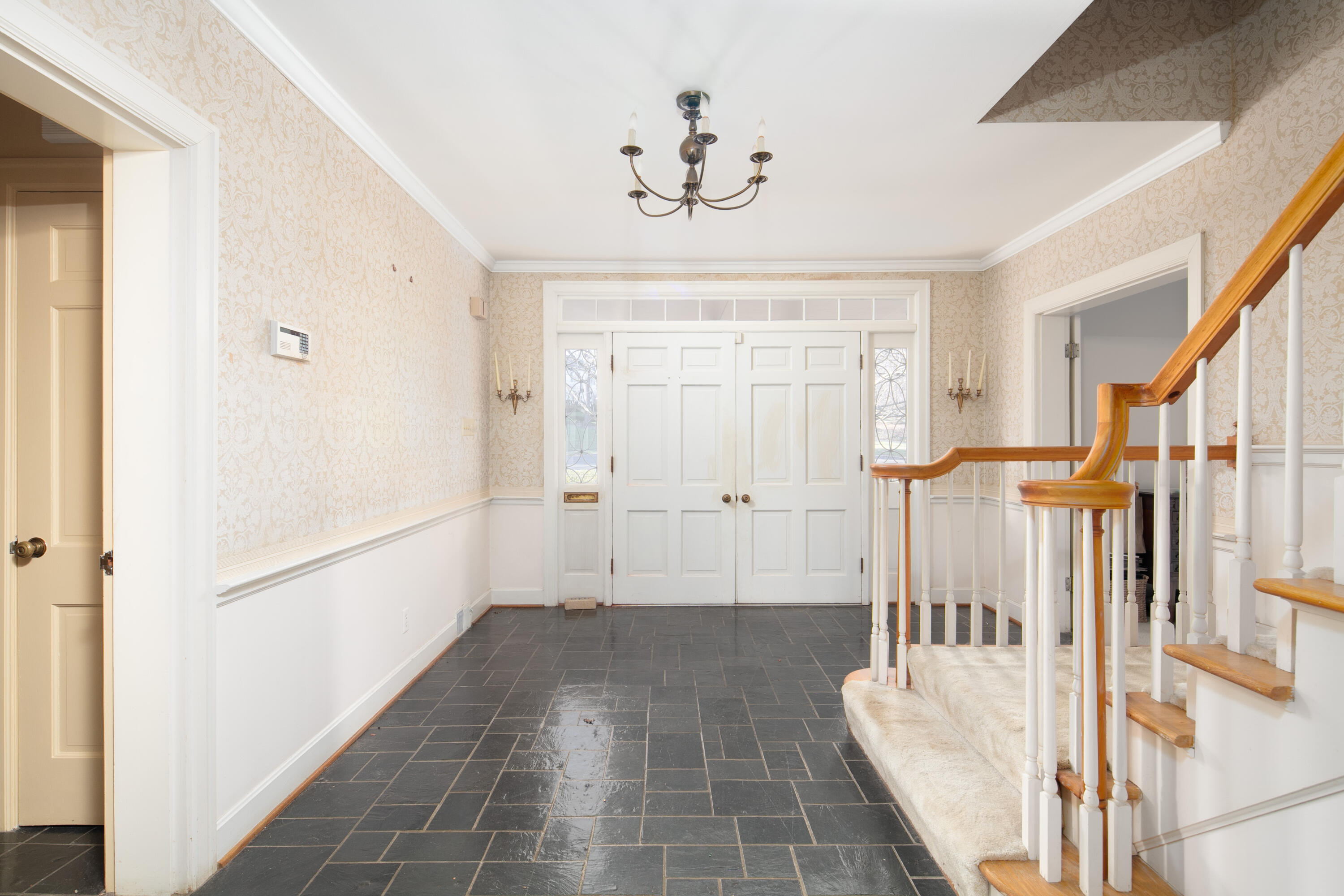 1357-1361 E Cooper Drive