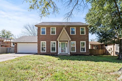 Photo of 904 Edgewood Court, Lexington, KY 40515 (MLS # 25503914)