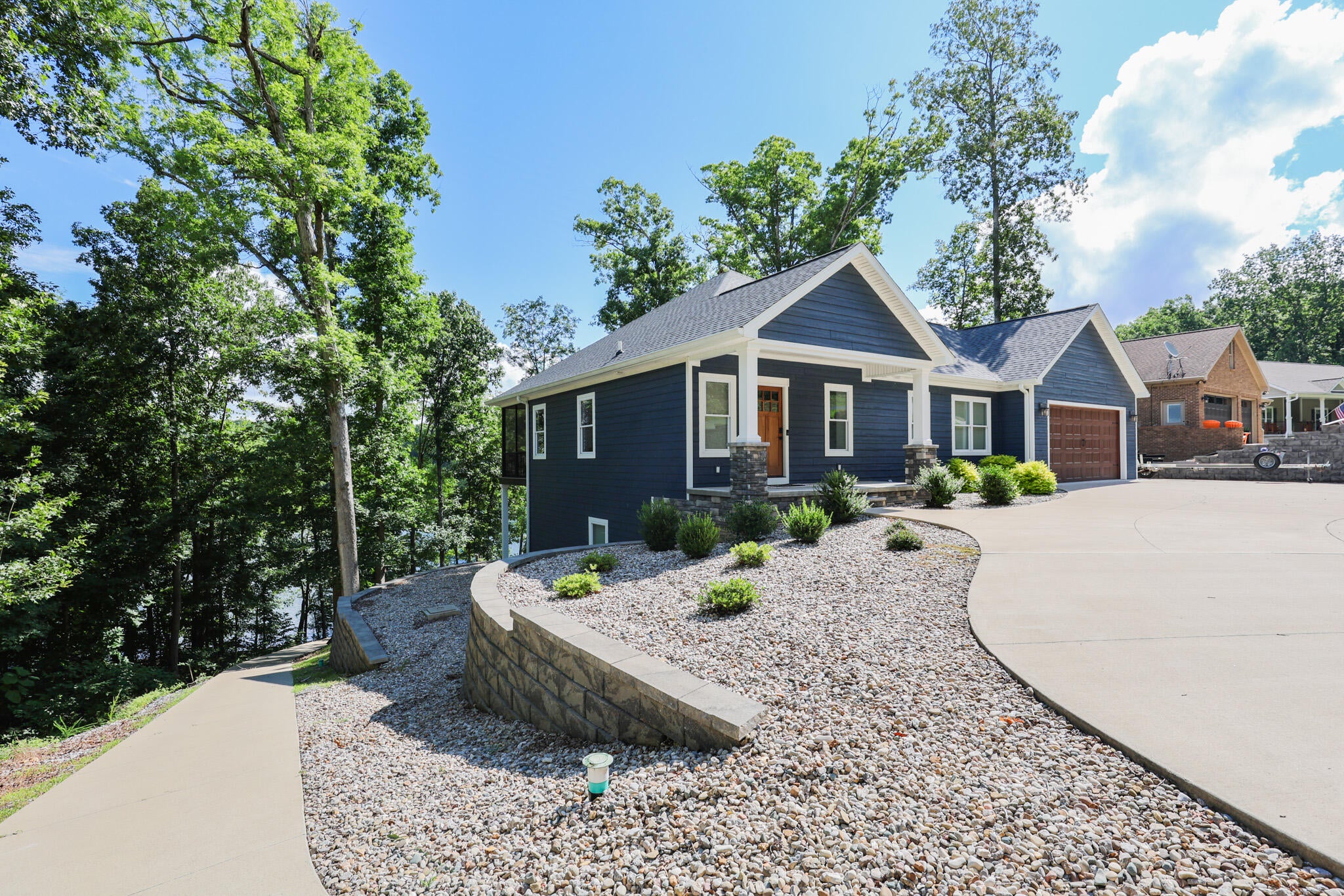 978 & 982 Champion Hills Road