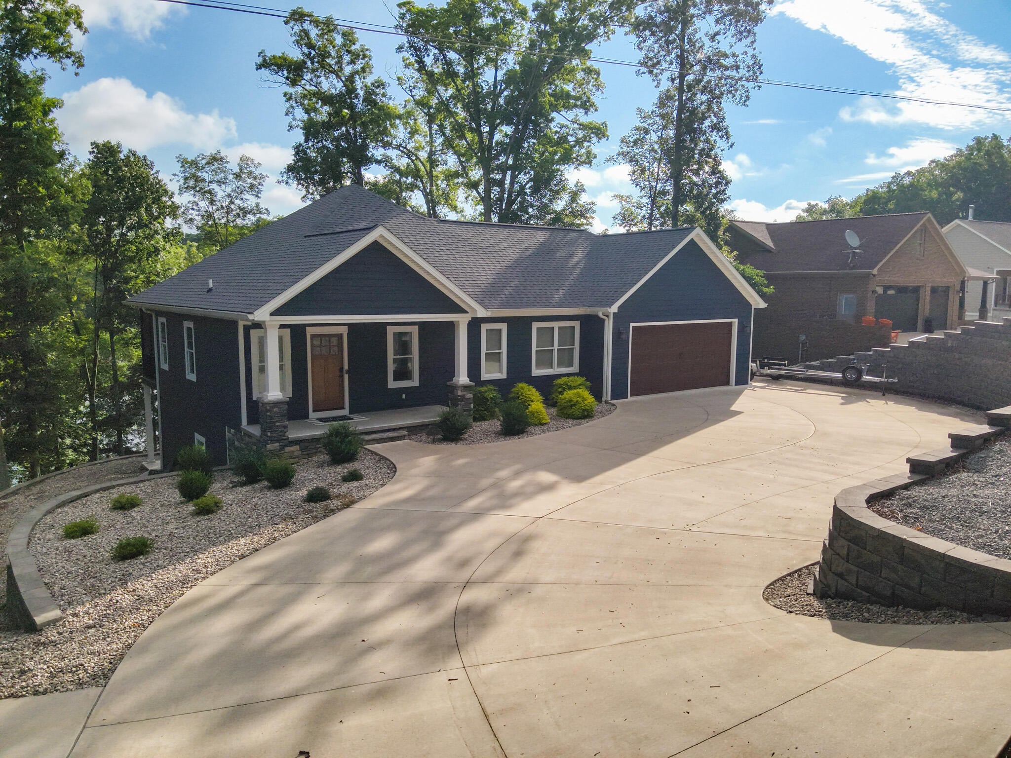 978 & 982 Champion Hills Road