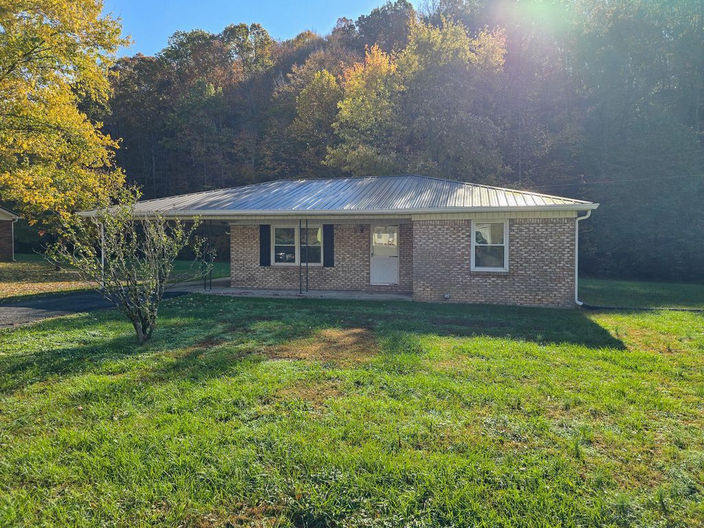 Photo of 56 Segal Wesley Avenue, Liberty, KY 42539 (MLS # 25505231)