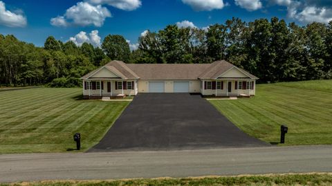 Photo of 412 Murphy Lane, Jamestown, KY 42629 (MLS # 25507096)