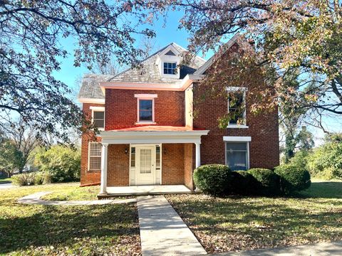 Photo of 505 W 2nd Street, Paris, KY 40361 (MLS # 25506001)