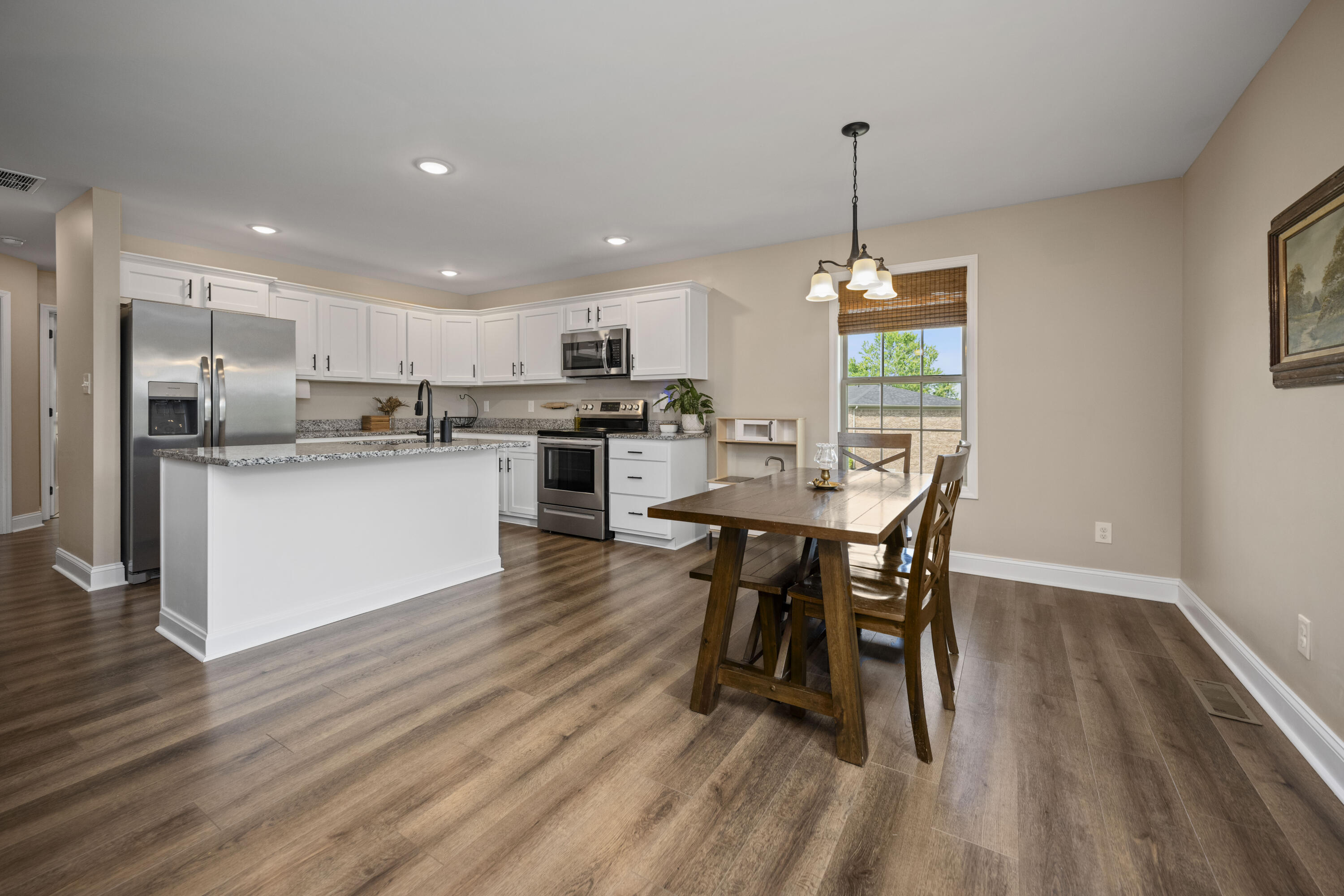 Richmond, Kentucky 40475, United States, 3 Bedrooms Bedrooms, ,2 BathroomsBathrooms,Residential,Active,146848