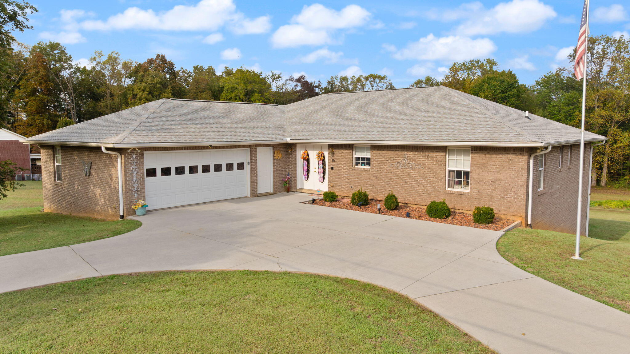 16 Field Drive