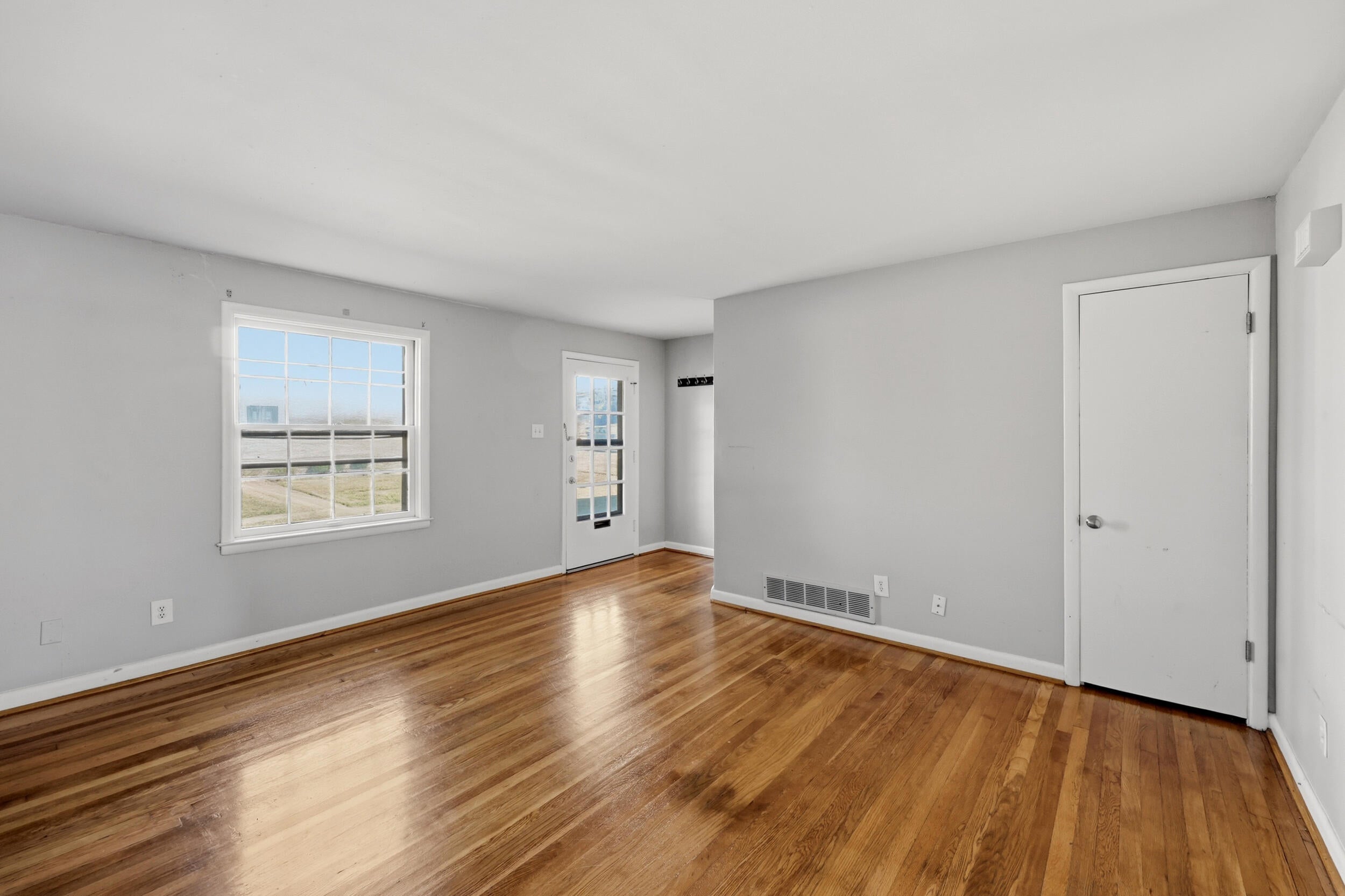 1435 N Forbes Road 24