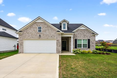 Photo of 506 Friendly Avenue, Nicholasville, KY 40356 (MLS # 25500461)