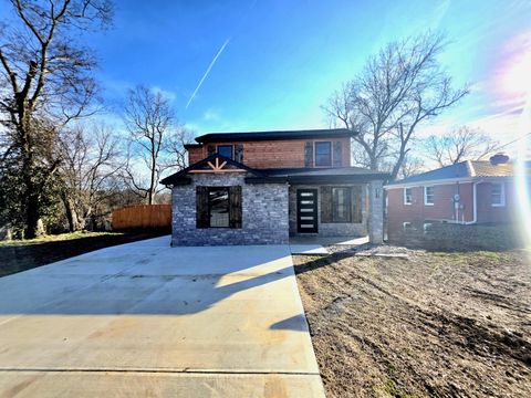 Property photo of 851 Ivy Avenue, Frankfort, KY 40601