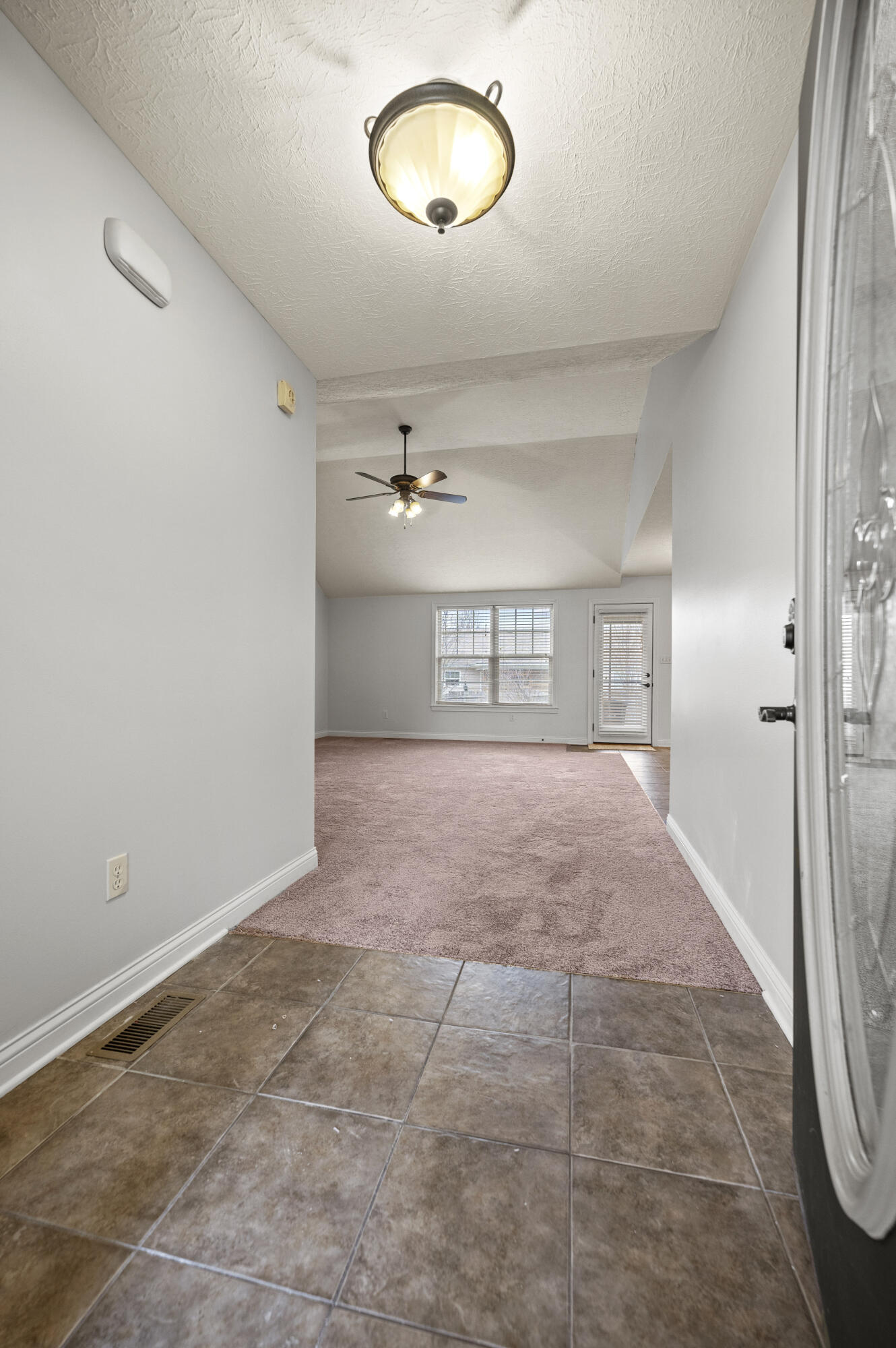 Richmond, Kentucky 40475, United States, 3 Bedrooms Bedrooms, ,2 BathroomsBathrooms,Residential,Active,194363