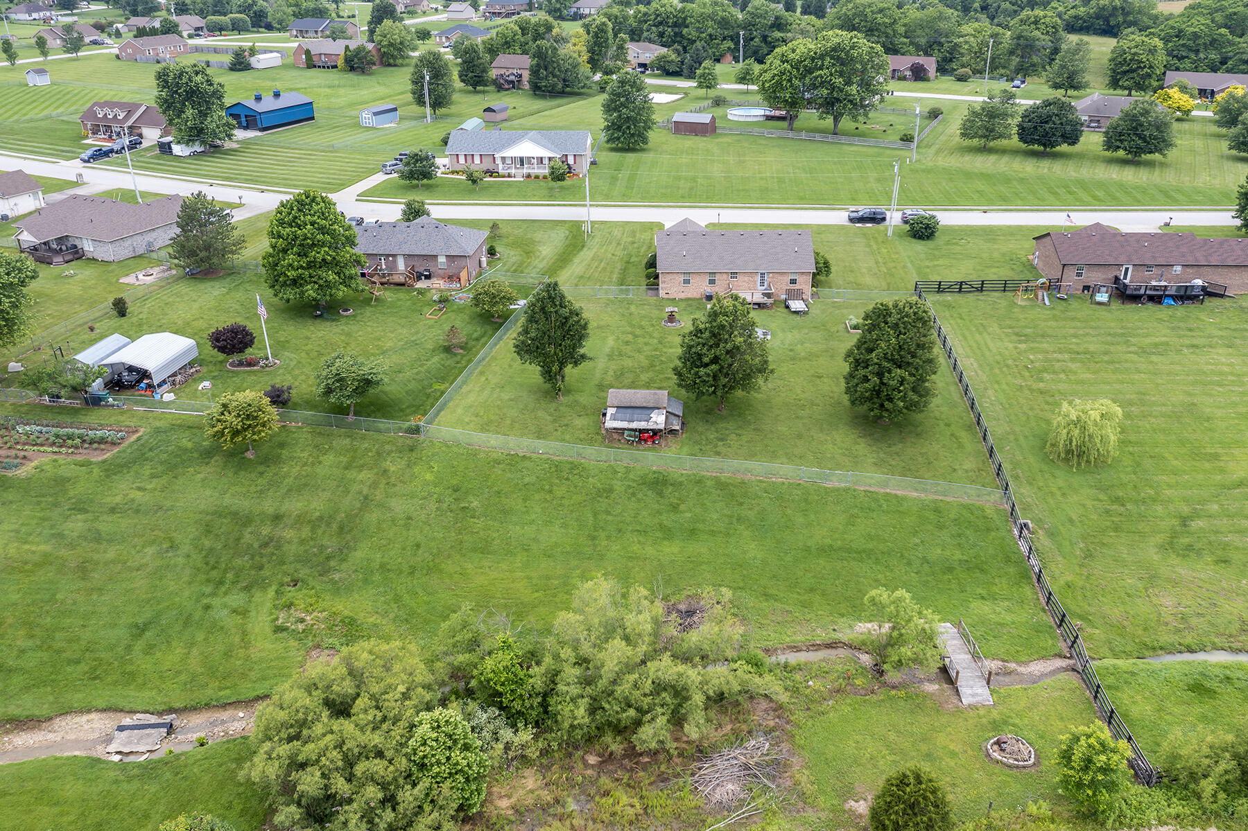 Richmond, Kentucky 40475, United States, 3 Bedrooms Bedrooms, ,2 BathroomsBathrooms,Residential,Active,154357