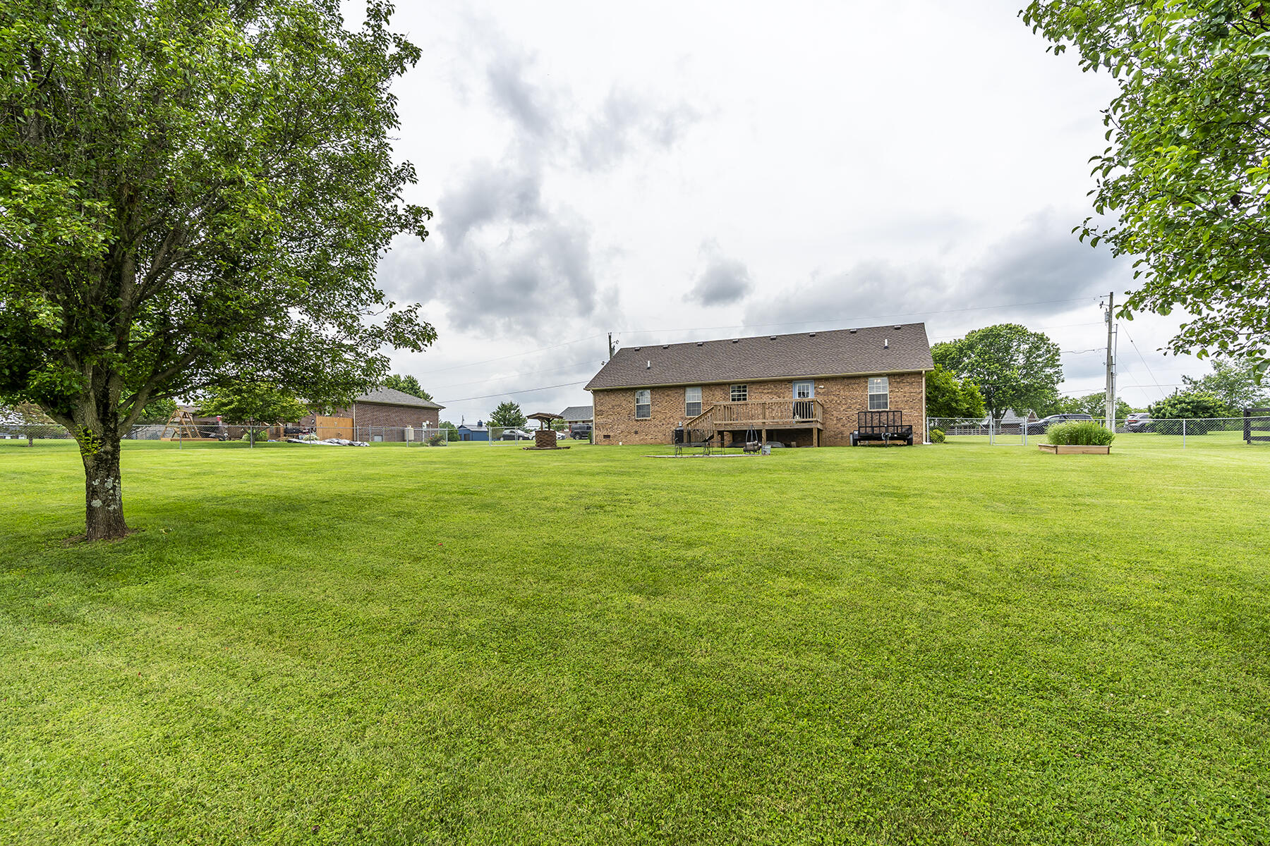 Richmond, Kentucky 40475, United States, 3 Bedrooms Bedrooms, ,2 BathroomsBathrooms,Residential,Active,154357