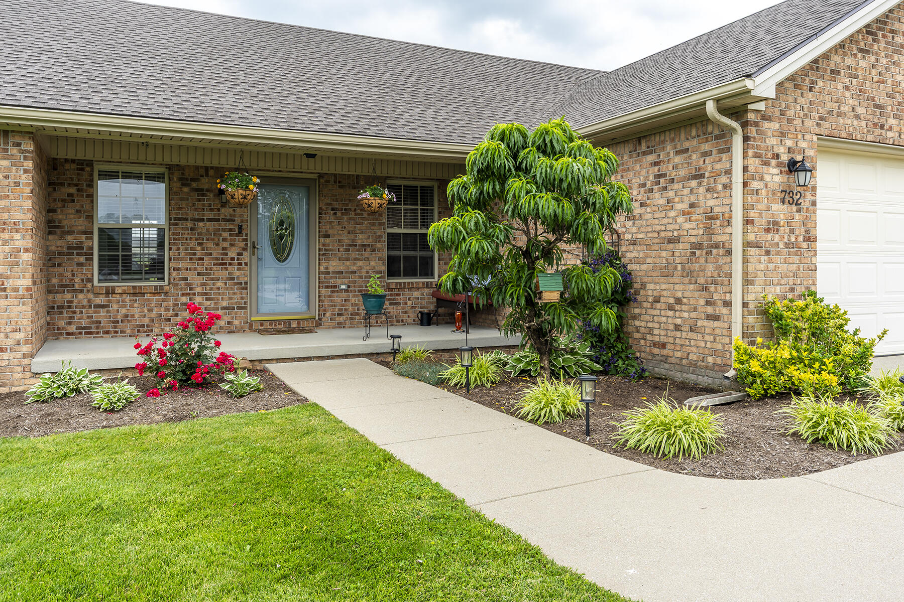 Richmond, Kentucky 40475, United States, 3 Bedrooms Bedrooms, ,2 BathroomsBathrooms,Residential,Active,154357