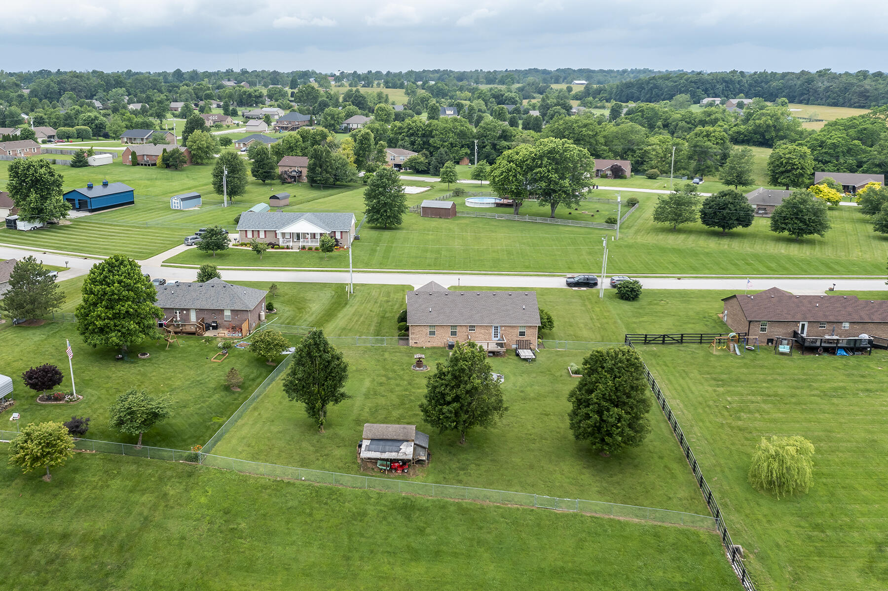 Richmond, Kentucky 40475, United States, 3 Bedrooms Bedrooms, ,2 BathroomsBathrooms,Residential,Active,154357