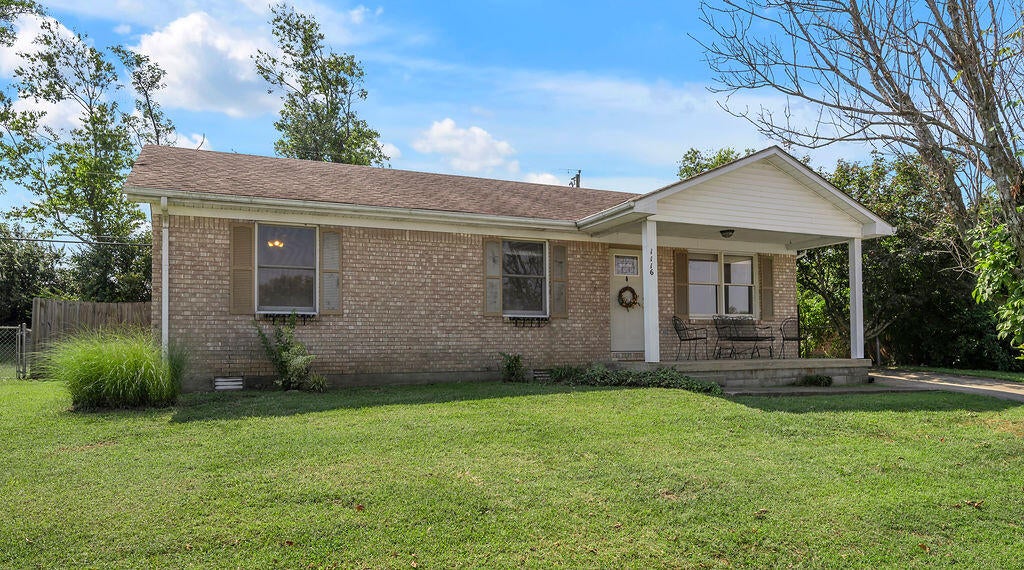 Photo of 1116 Orchard Drive, Nicholasville, KY 40356 (MLS # 26025773)