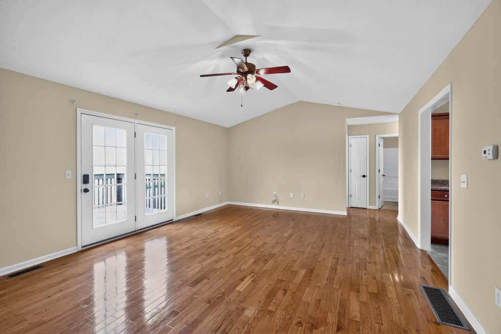 Photo of 4008 N Cross Point Court, Richmond, KY 40475 (MLS # 26019478)