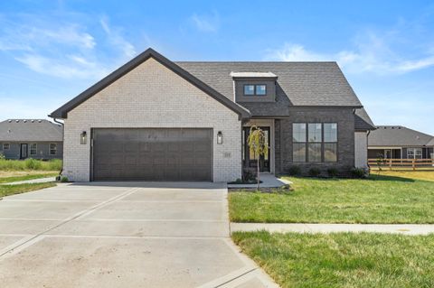 Photo of 215 Navajo Drive, Richmond, KY 40475 (MLS # 25013029)