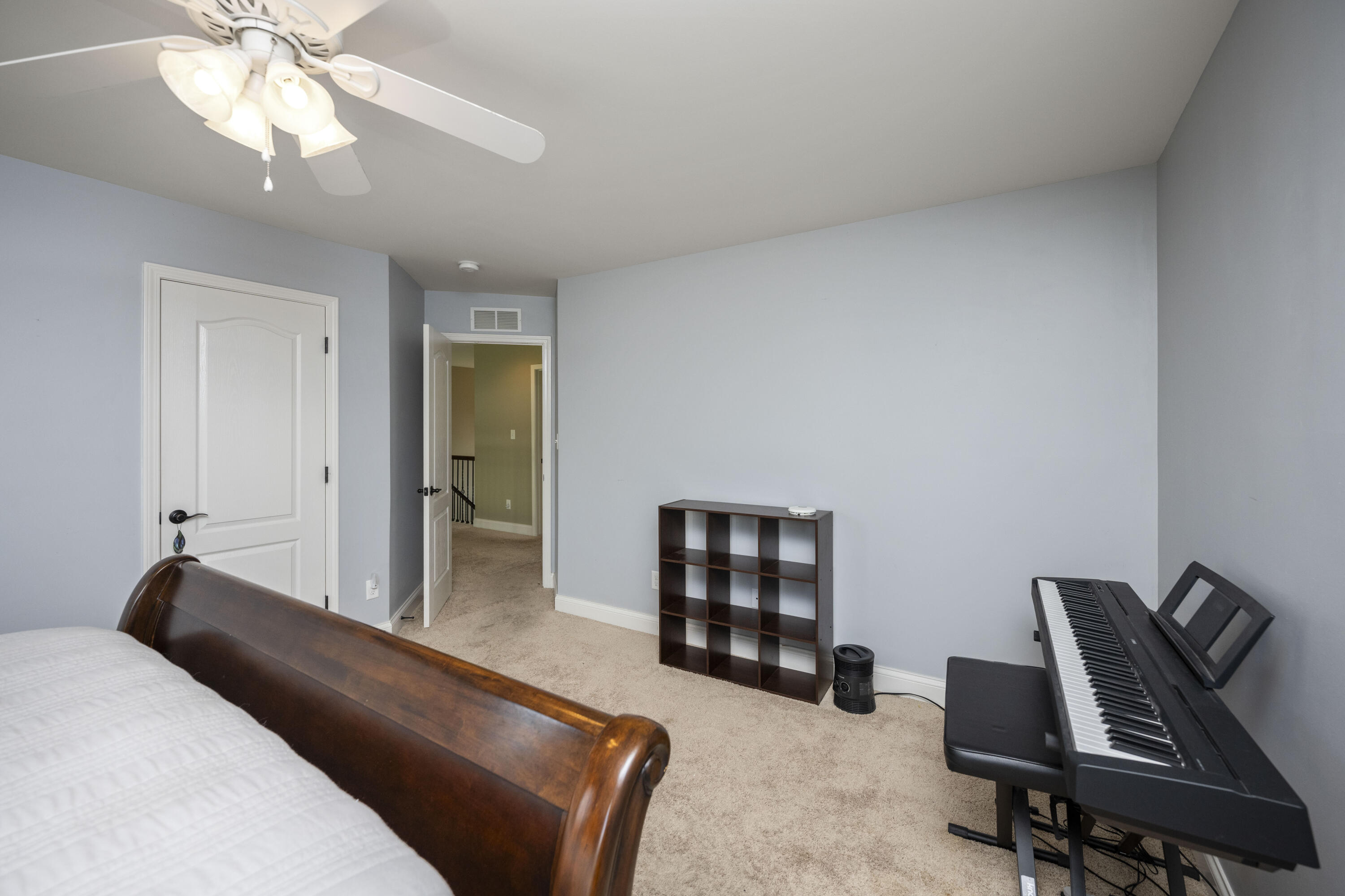 Georgetown, Kentucky 40324, United States, 5 Bedrooms Bedrooms, ,3 BathroomsBathrooms,Residential,Active,161500