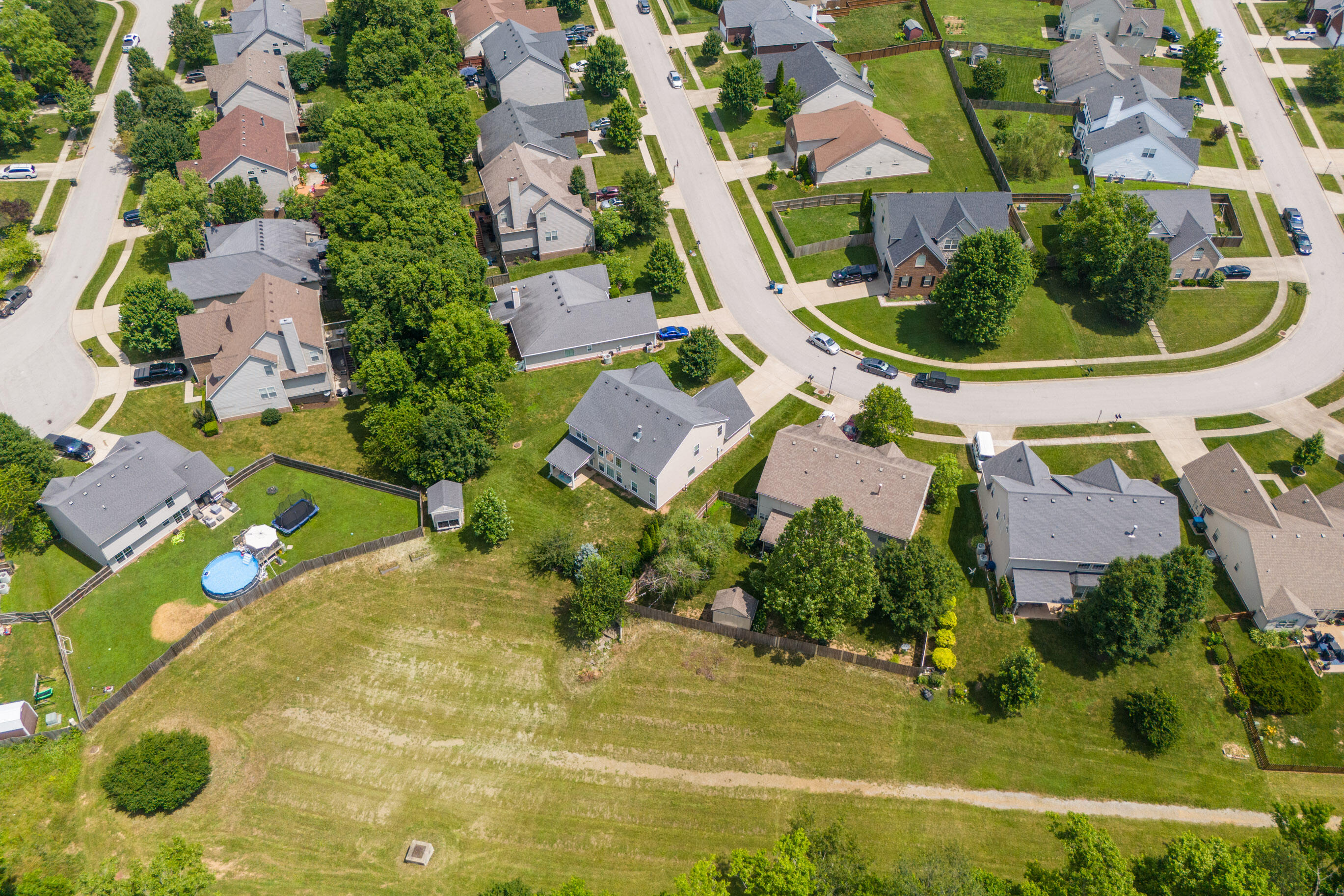 Georgetown, Kentucky 40324, United States, 5 Bedrooms Bedrooms, ,3 BathroomsBathrooms,Residential,Active,161500