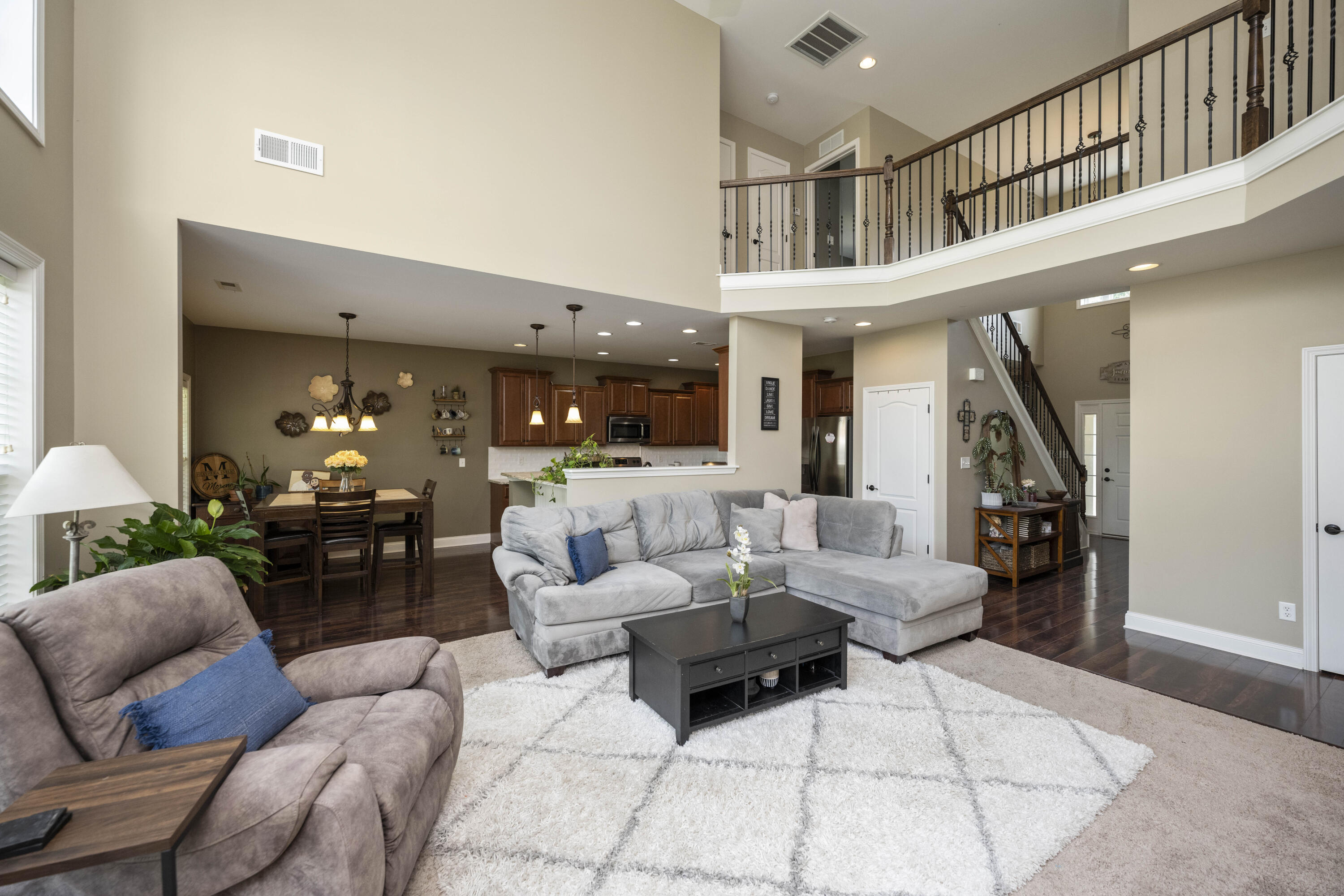 Georgetown, Kentucky 40324, United States, 5 Bedrooms Bedrooms, ,3 BathroomsBathrooms,Residential,Active,161500