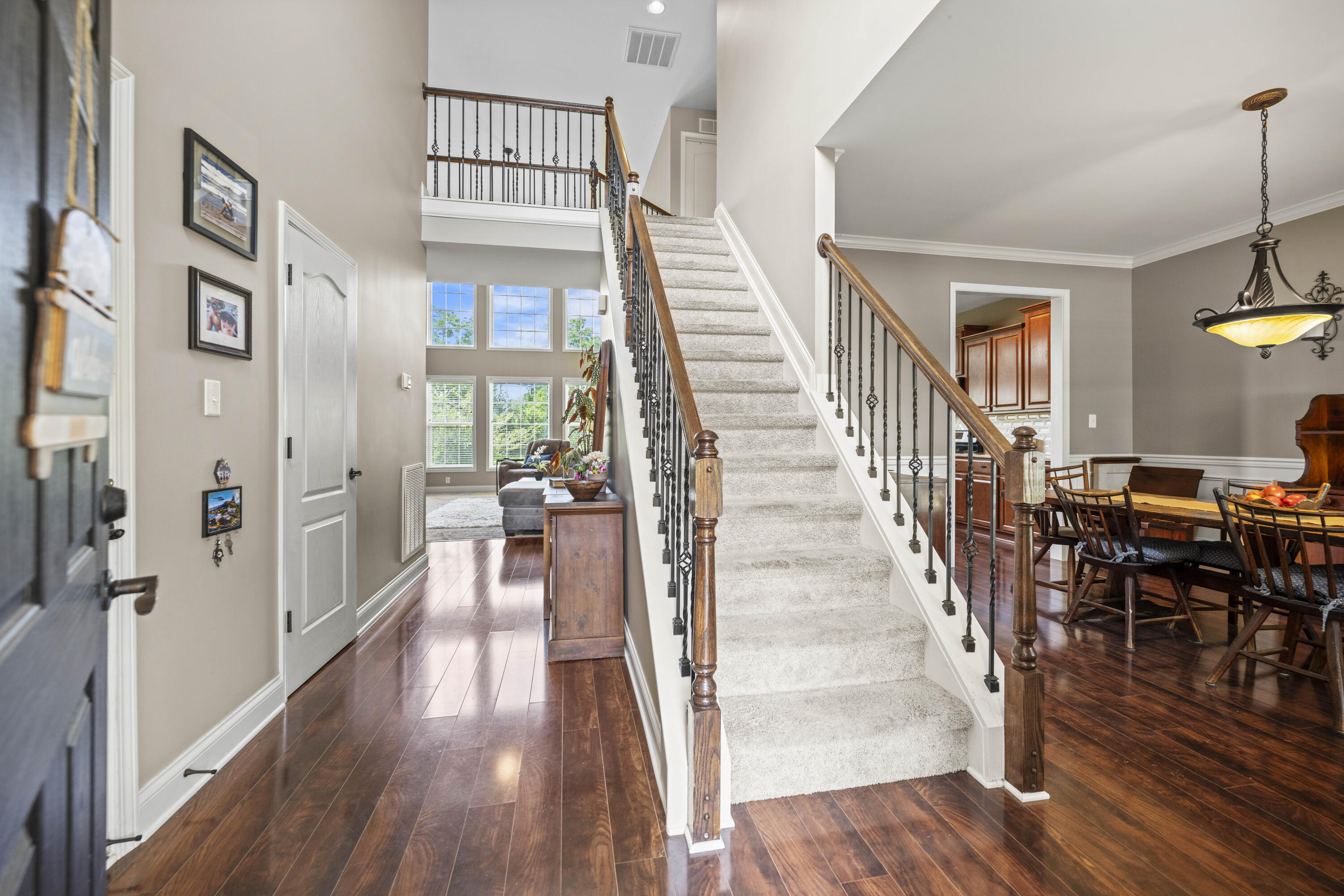 Georgetown, Kentucky 40324, United States, 5 Bedrooms Bedrooms, ,3 BathroomsBathrooms,Residential,Active,161500