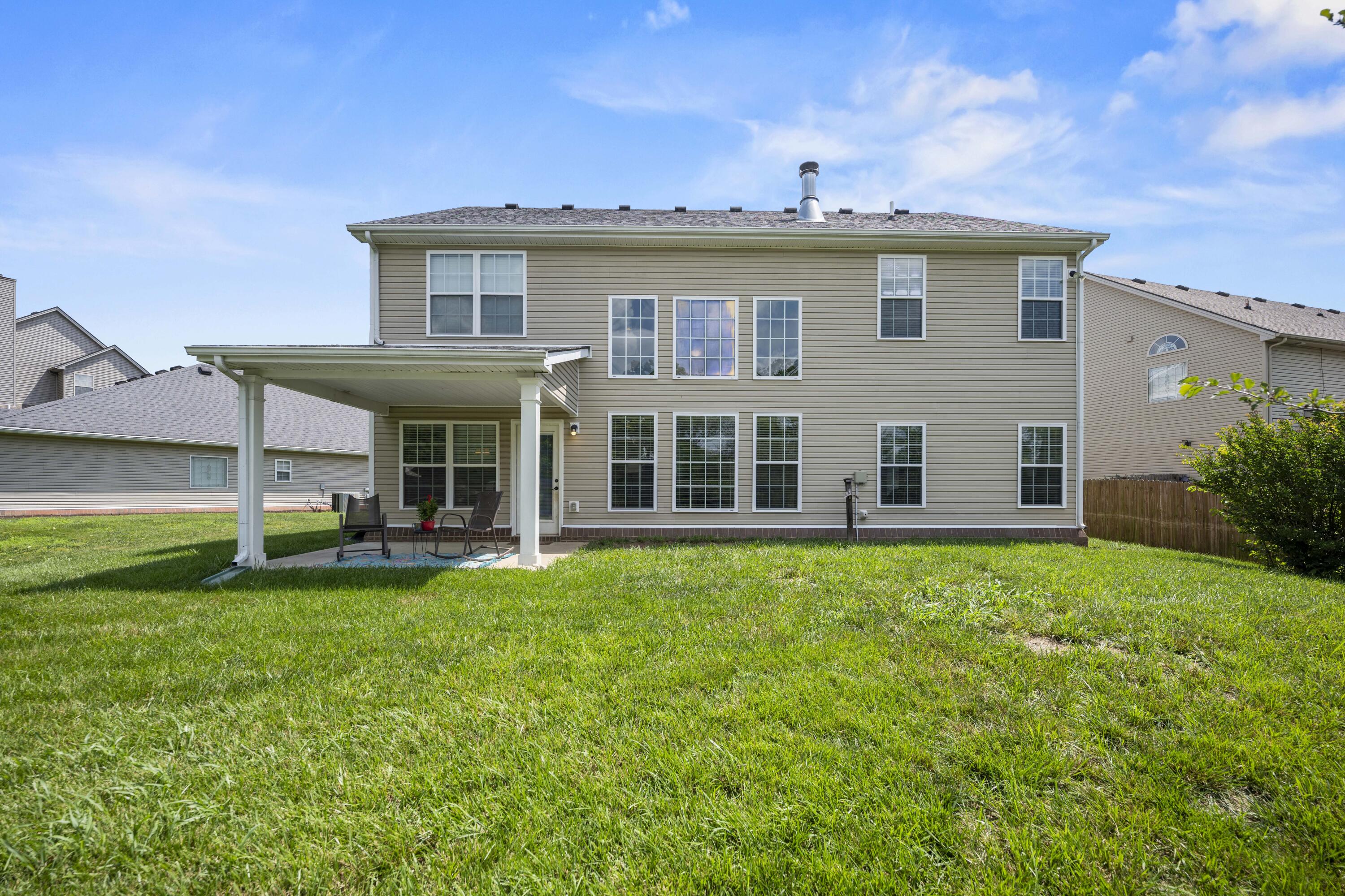 Georgetown, Kentucky 40324, United States, 5 Bedrooms Bedrooms, ,3 BathroomsBathrooms,Residential,Active,161500