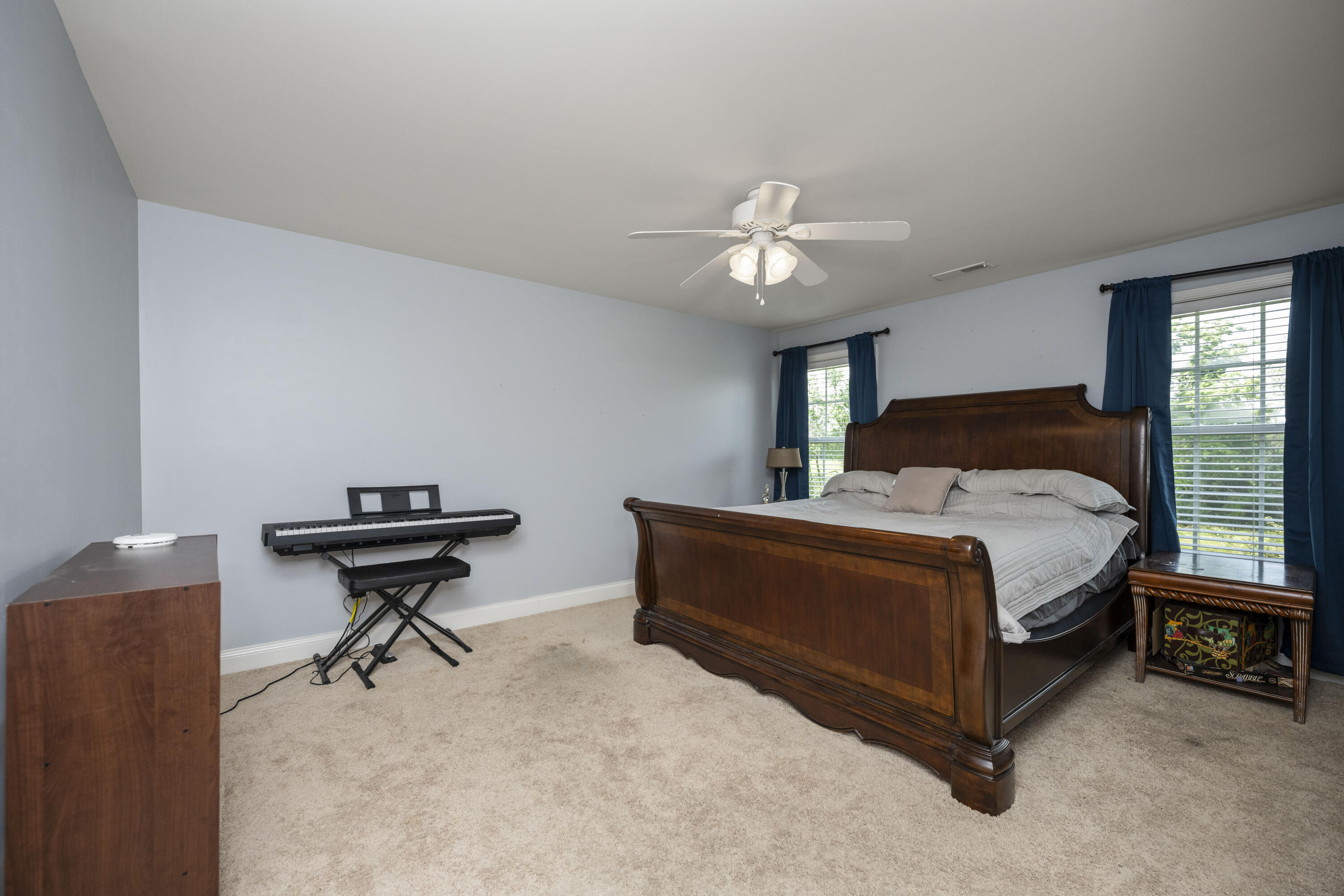 Georgetown, Kentucky 40324, United States, 5 Bedrooms Bedrooms, ,3 BathroomsBathrooms,Residential,Active,161500