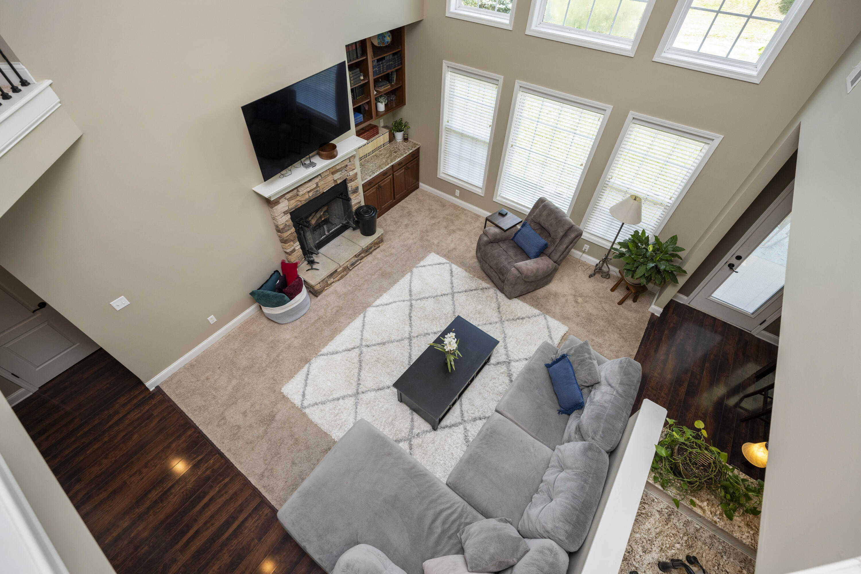 Georgetown, Kentucky 40324, United States, 5 Bedrooms Bedrooms, ,3 BathroomsBathrooms,Residential,Active,161500