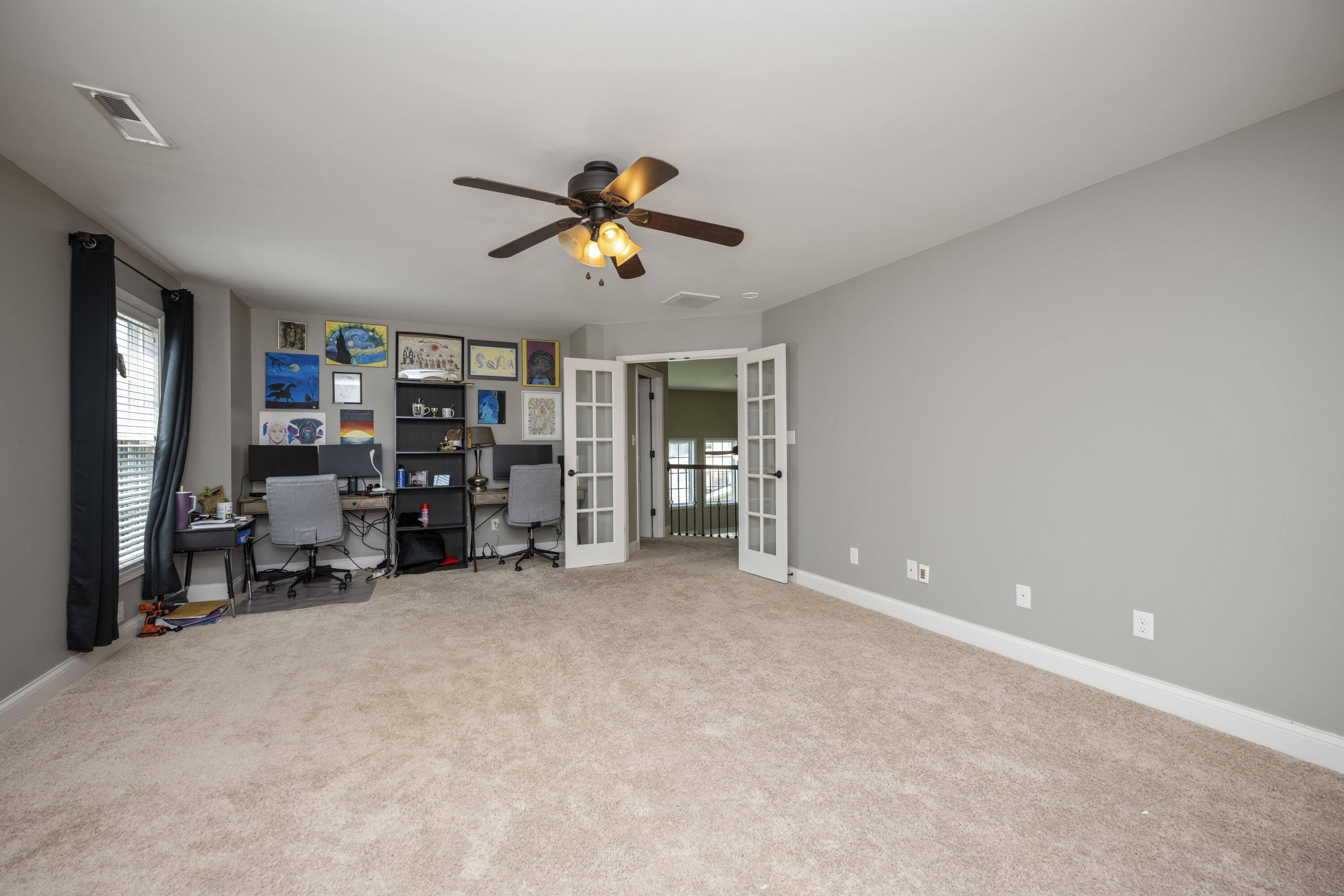 Georgetown, Kentucky 40324, United States, 5 Bedrooms Bedrooms, ,3 BathroomsBathrooms,Residential,Active,161500