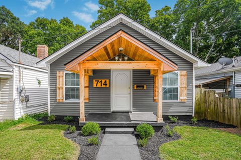 Photo of 714 Florida Street, Lexington, KY 40508 (MLS # 25019034)