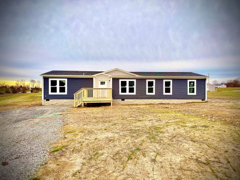 Photo of 3680 Finley Ridge Road, Campbellsville, KY 42718 (MLS # 25507075)