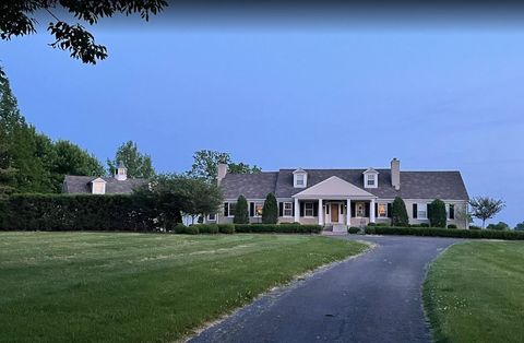 Photo of 2356 Perryville Road, Danville, KY 40422 (MLS # 25503772)