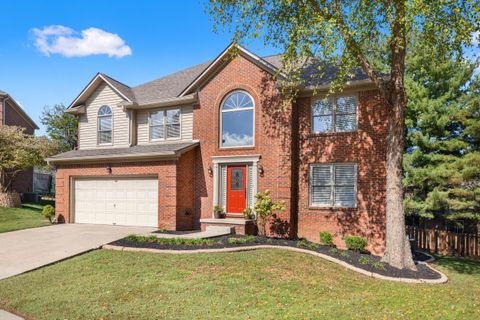 Photo of 837 Broadmoor Circle, Lexington, KY 40509 (MLS # 25502388)