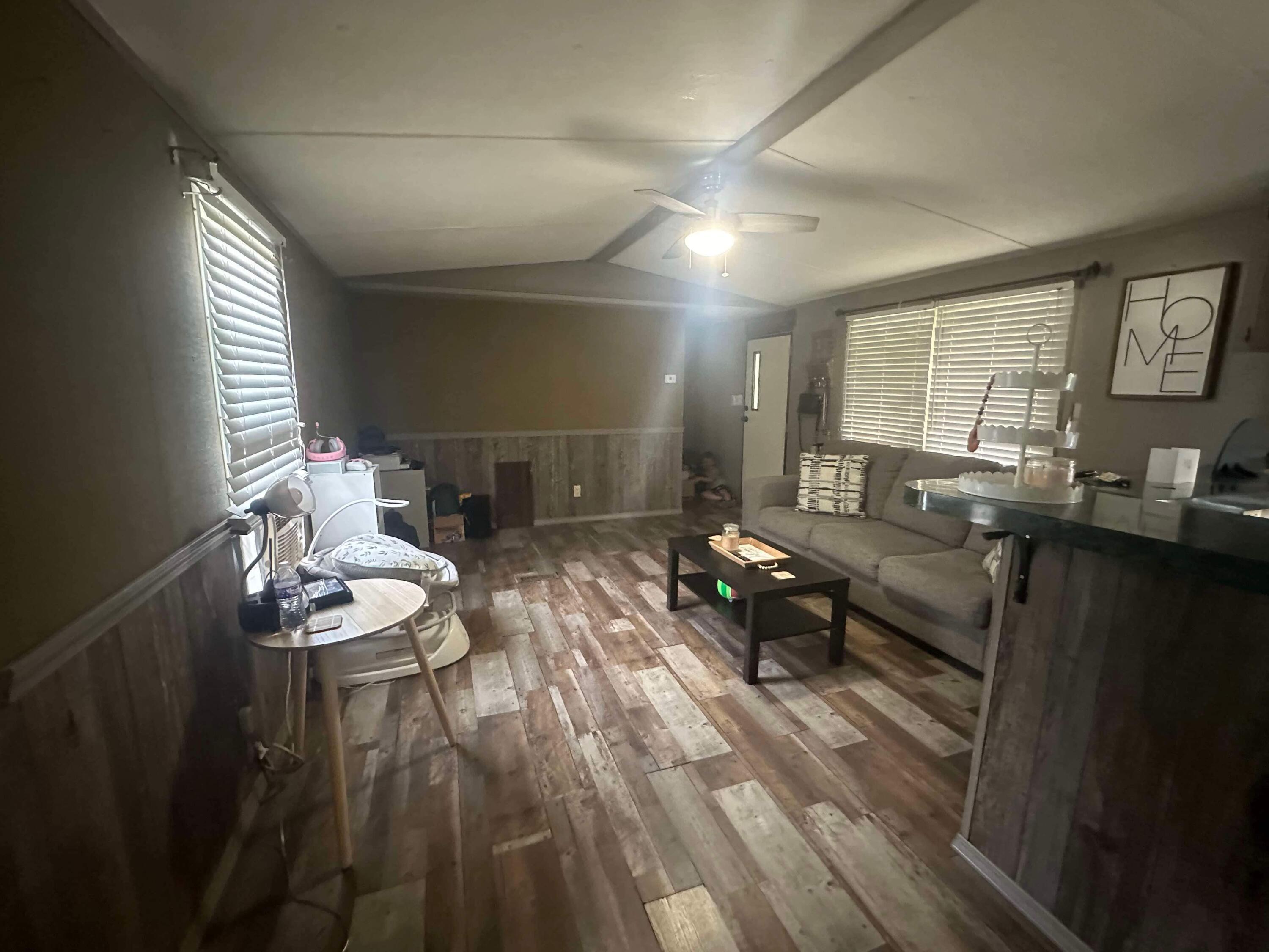 Beattyville, Kentucky 41311, United States, 2 Bedrooms Bedrooms, ,2 BathroomsBathrooms,Residential,Active,45789