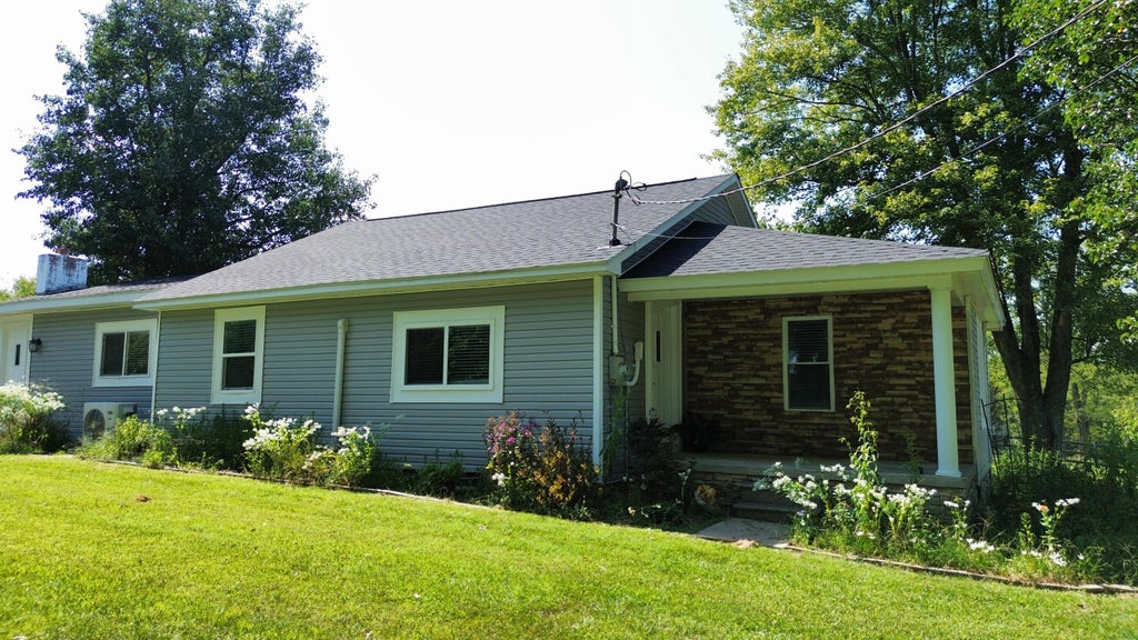 Photo of 6687 US-68, Benton, KY 42025 (MLS # 26025905)