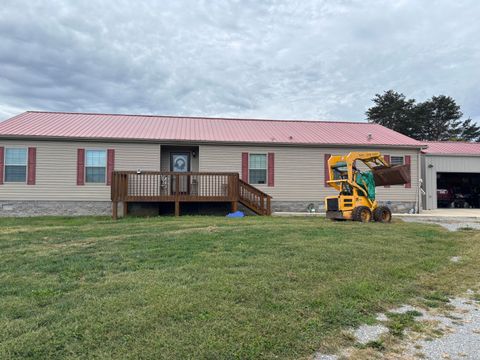 Photo of 204 Baker Road, Nancy, KY 42544 (MLS # 25503117)