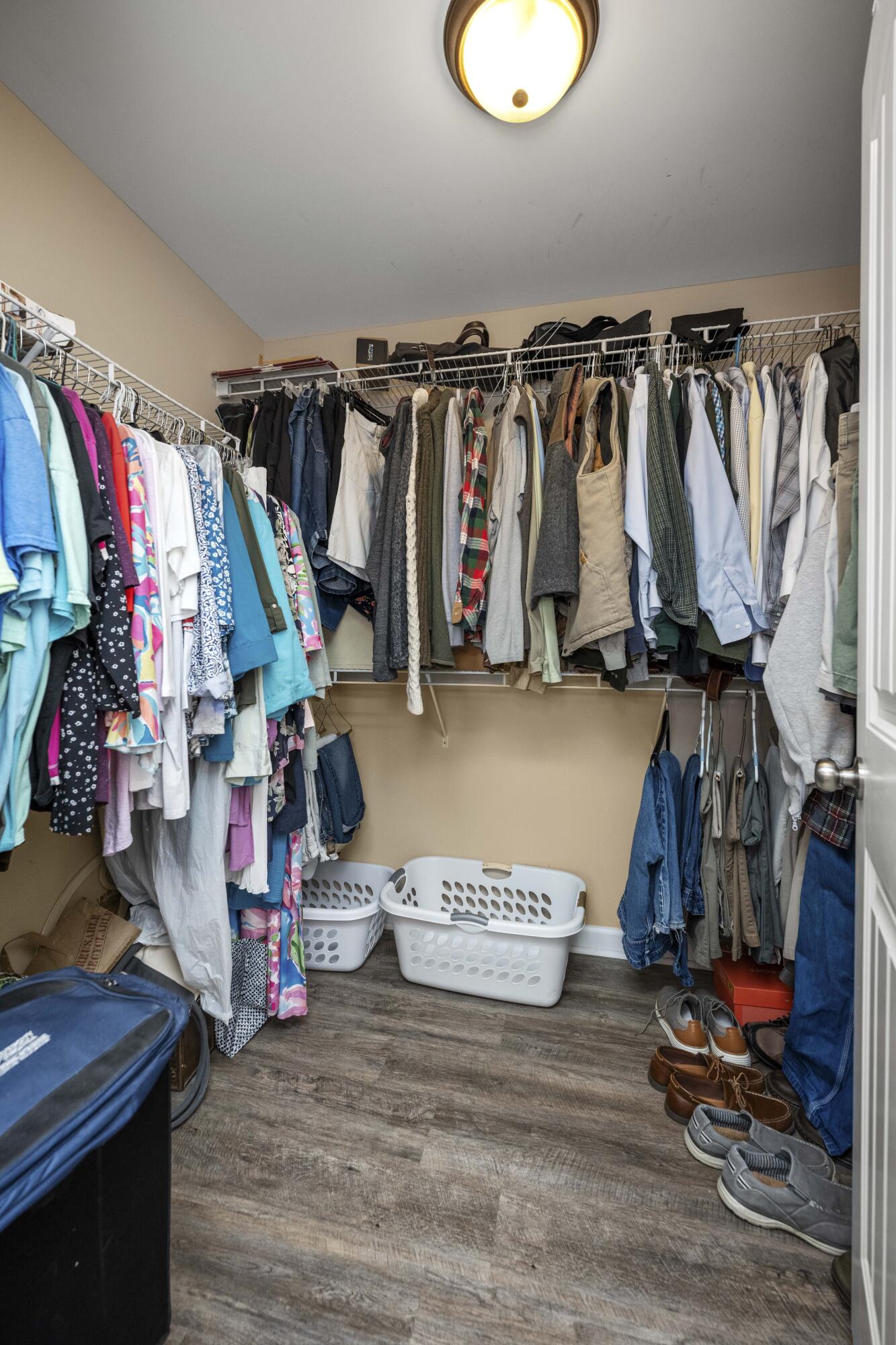 Richmond, Kentucky 40475, United States, 4 Bedrooms Bedrooms, ,3 BathroomsBathrooms,Residential,Active,2702