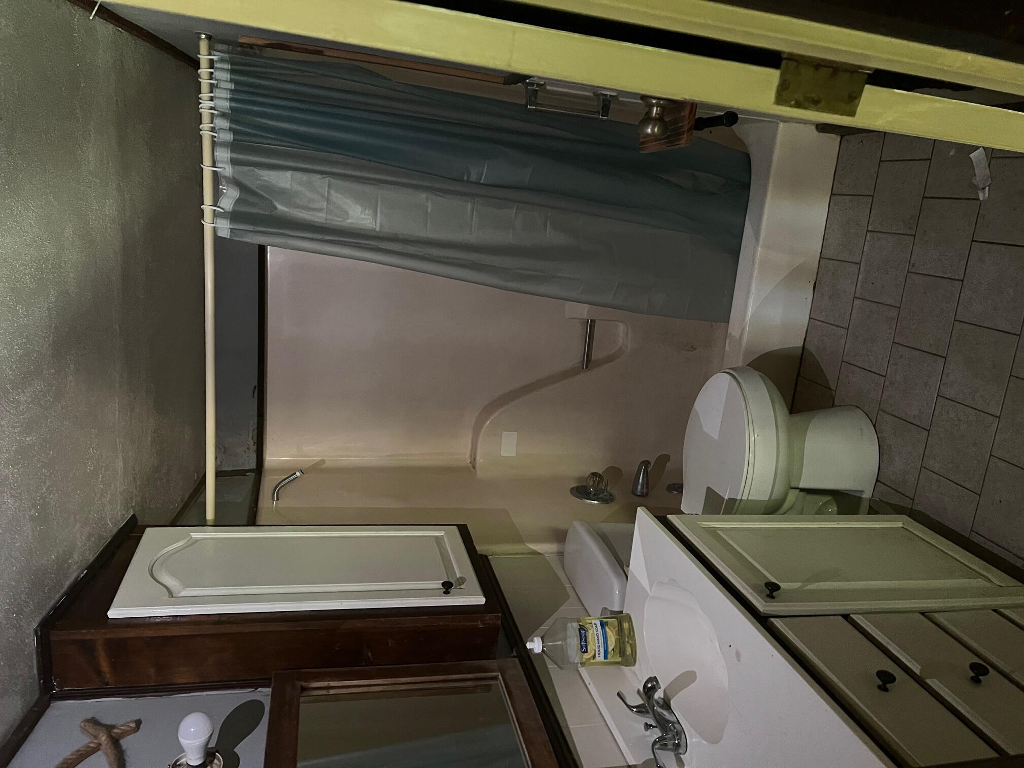 Tyner, Kentucky 40486, United States, 3 Bedrooms Bedrooms, ,2 BathroomsBathrooms,Residential,Active,83400