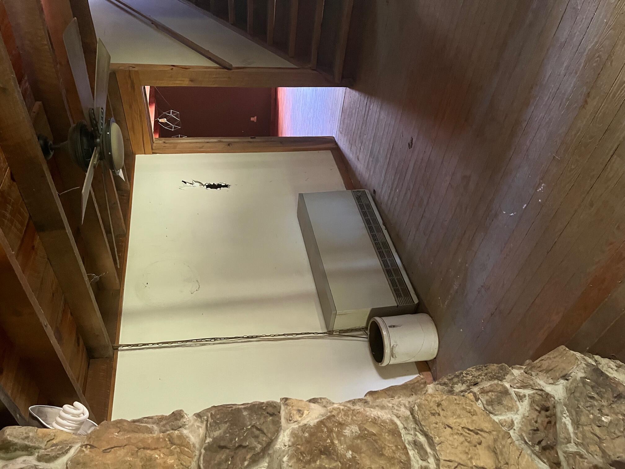 Tyner, Kentucky 40486, United States, 3 Bedrooms Bedrooms, ,2 BathroomsBathrooms,Residential,Active,83400